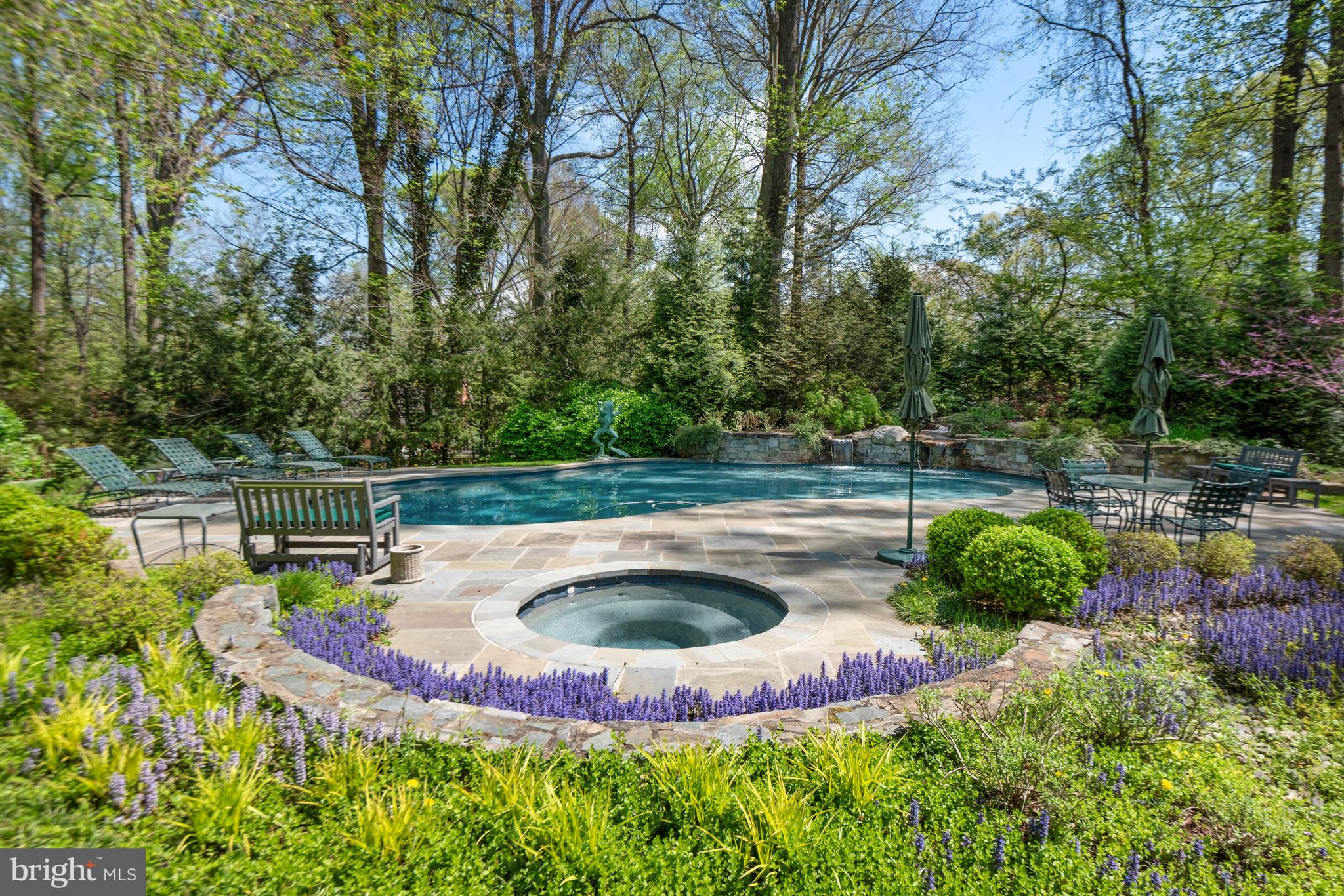 THE RESERVE - Residential