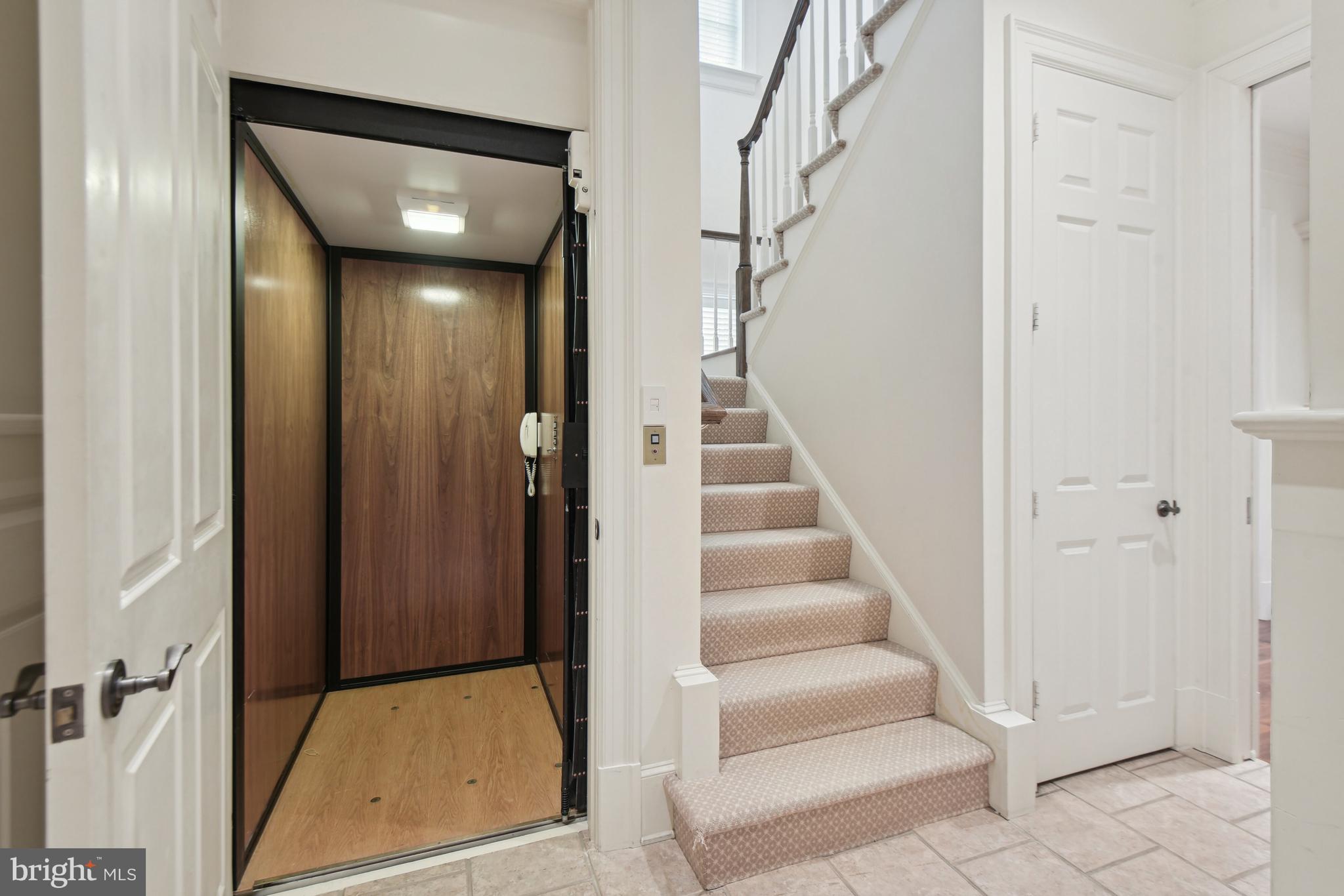 THE RESERVE - Residential