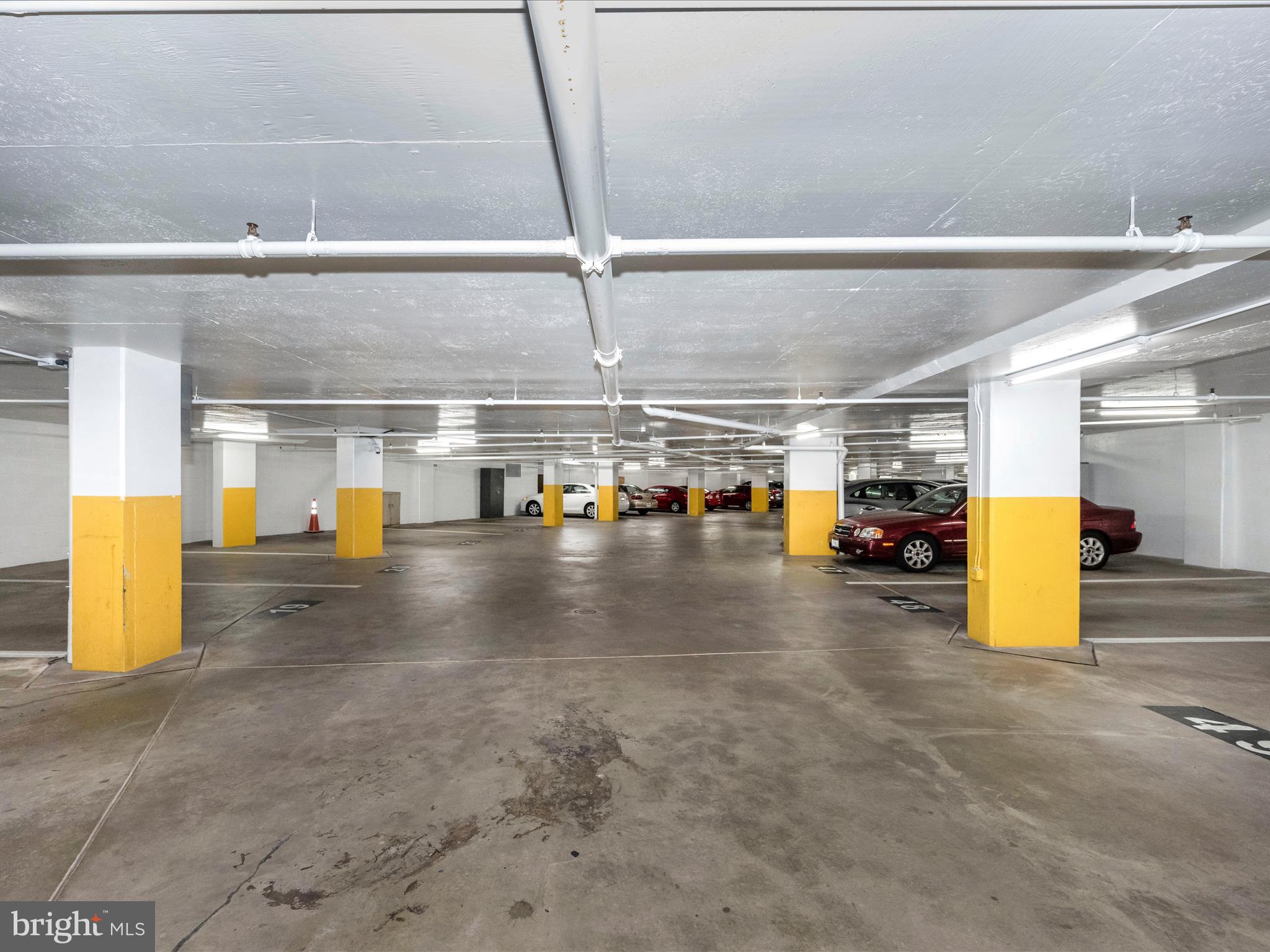 LEISURE WORLD - Residential