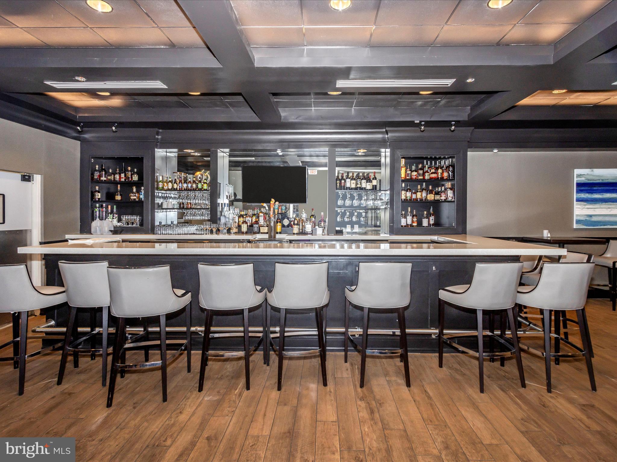 LEISURE WORLD - Residential