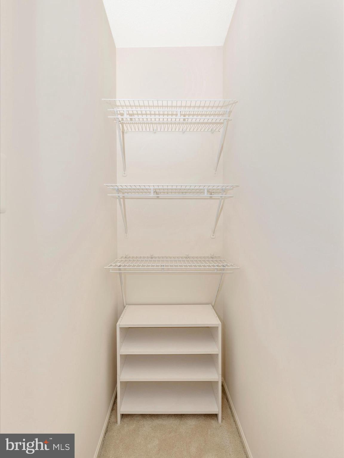 LEISURE WORLD - Residential