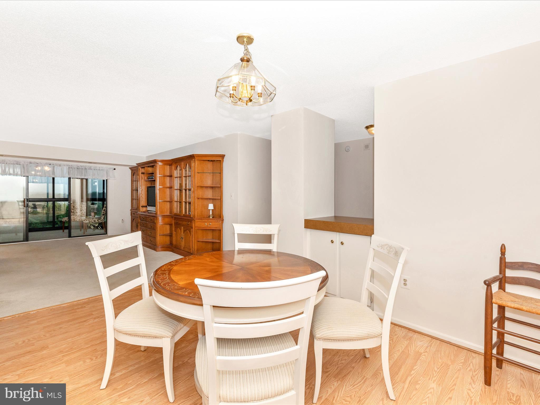 LEISURE WORLD - Residential