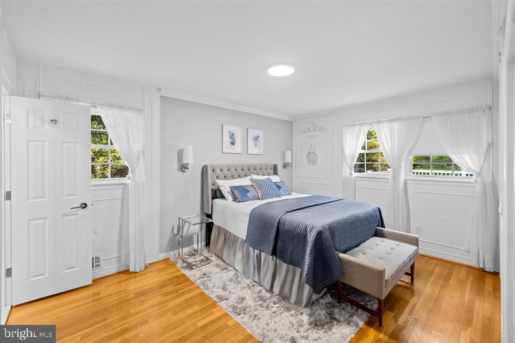 OAK RUN PARK - Residential Lease