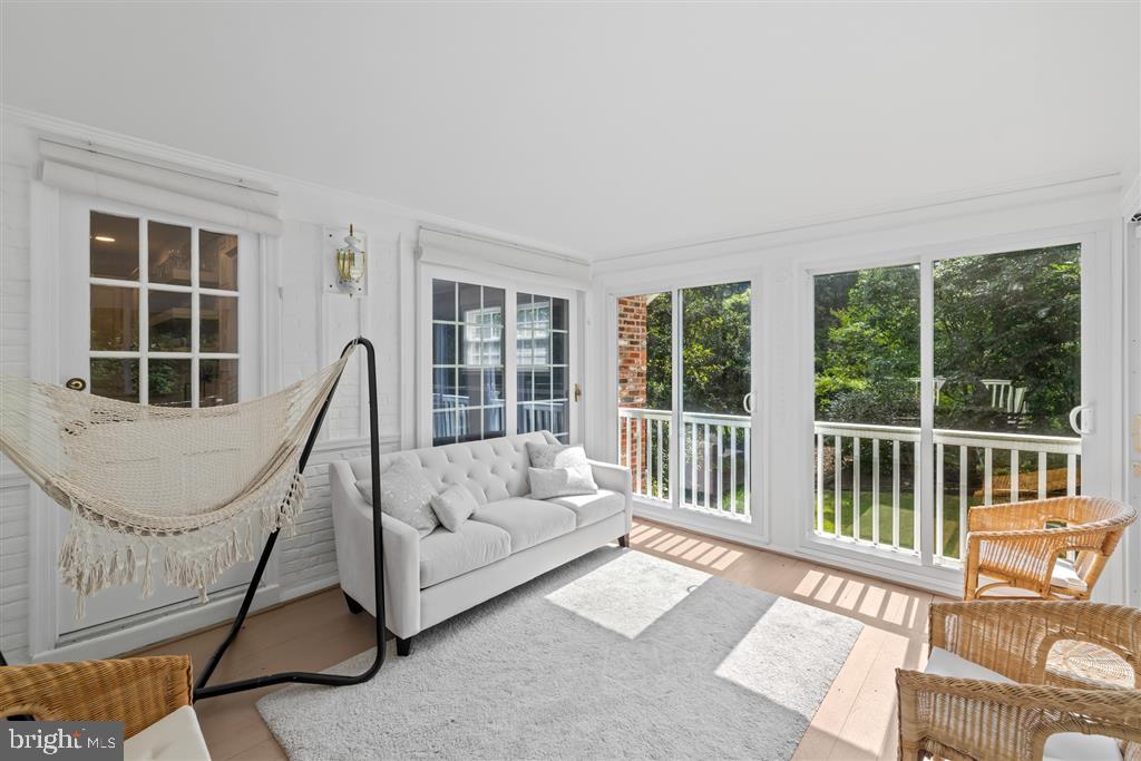 OAK RUN PARK - Residential Lease