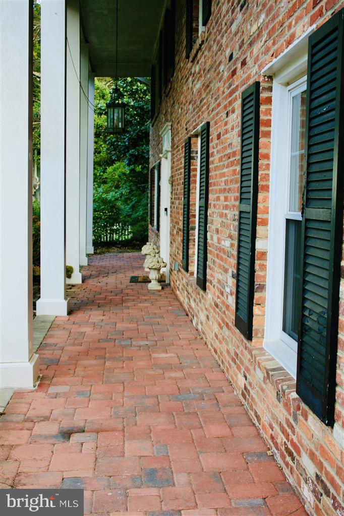 OAK RUN PARK - Residential Lease