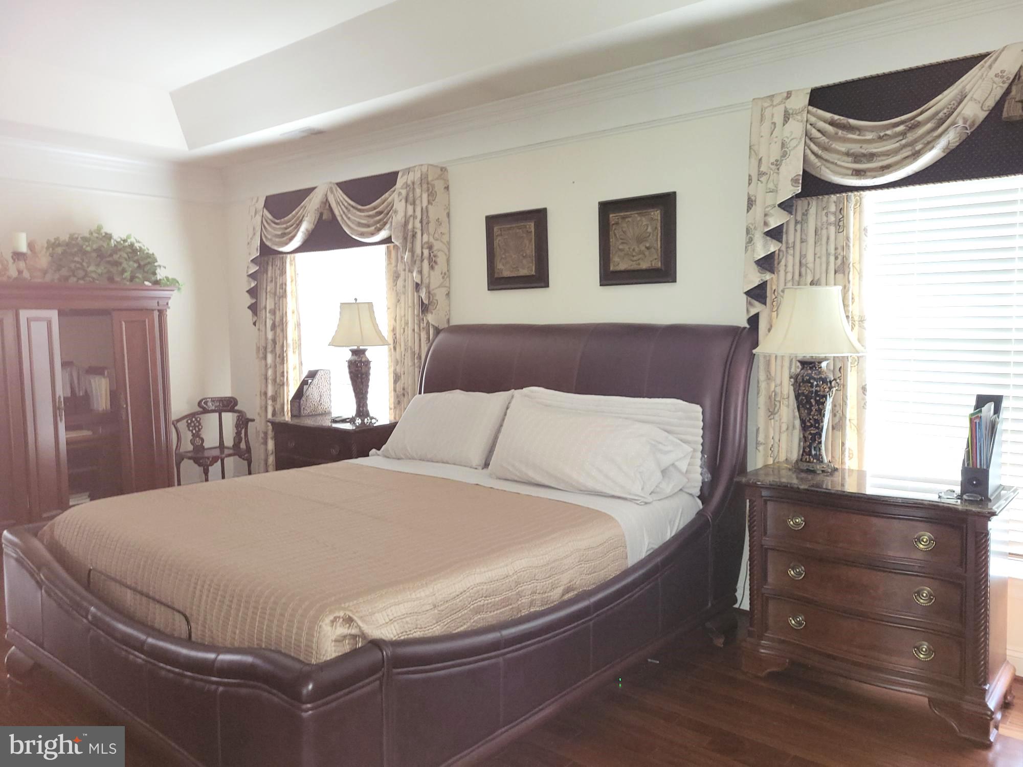 ESTATES AT LEEWOOD - Residential