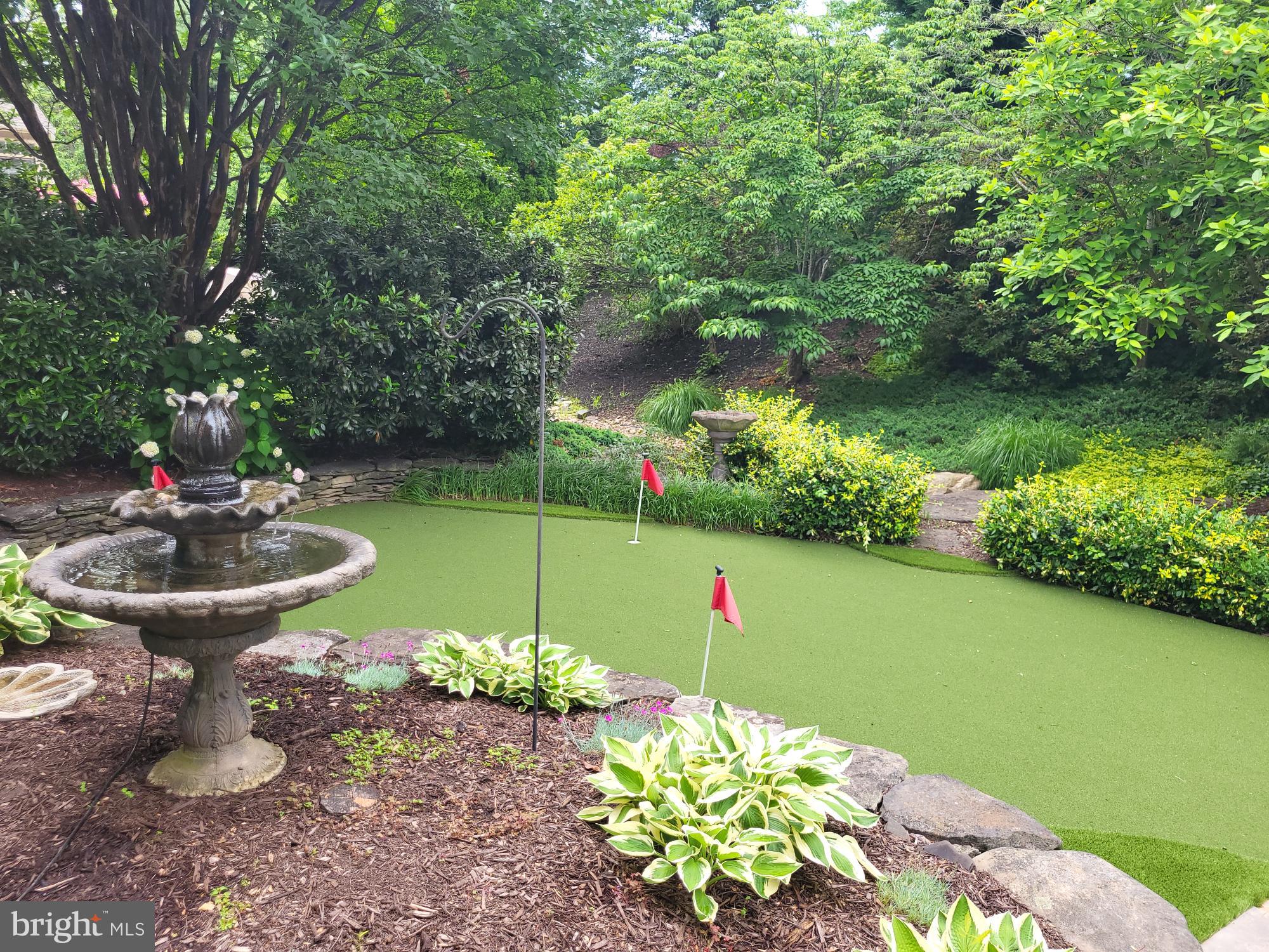 ESTATES AT LEEWOOD - Residential