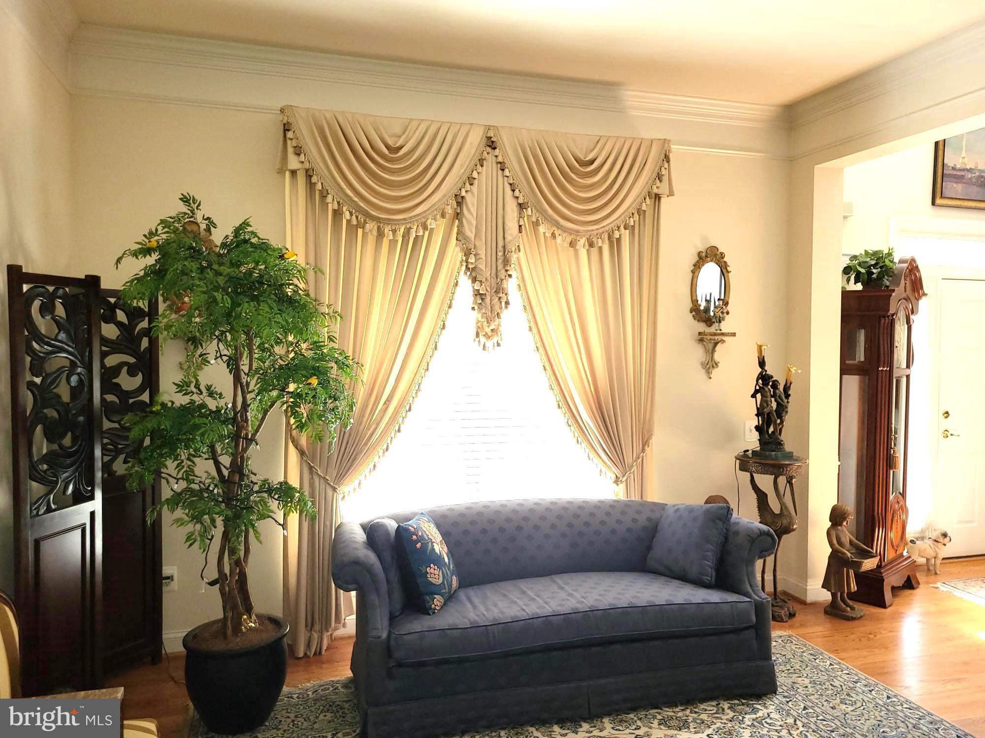 ESTATES AT LEEWOOD - Residential