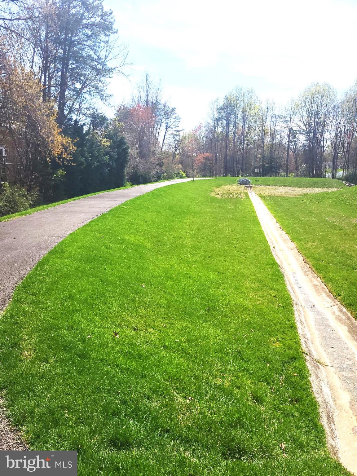 ESTATES AT LEEWOOD - Residential