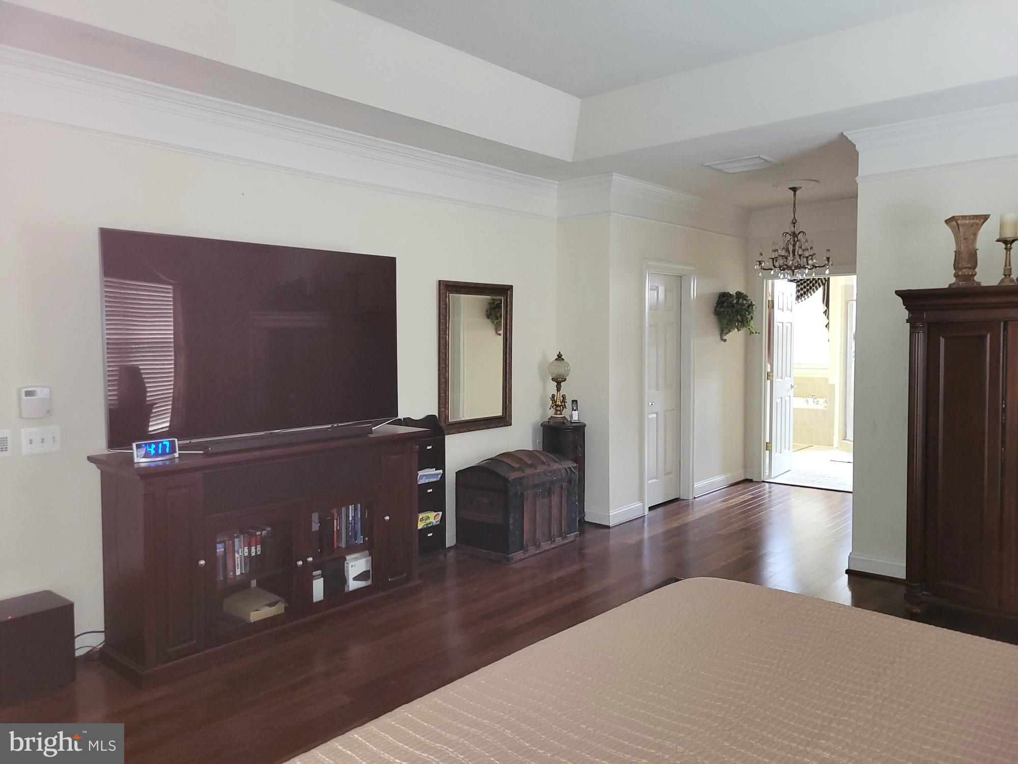 ESTATES AT LEEWOOD - Residential