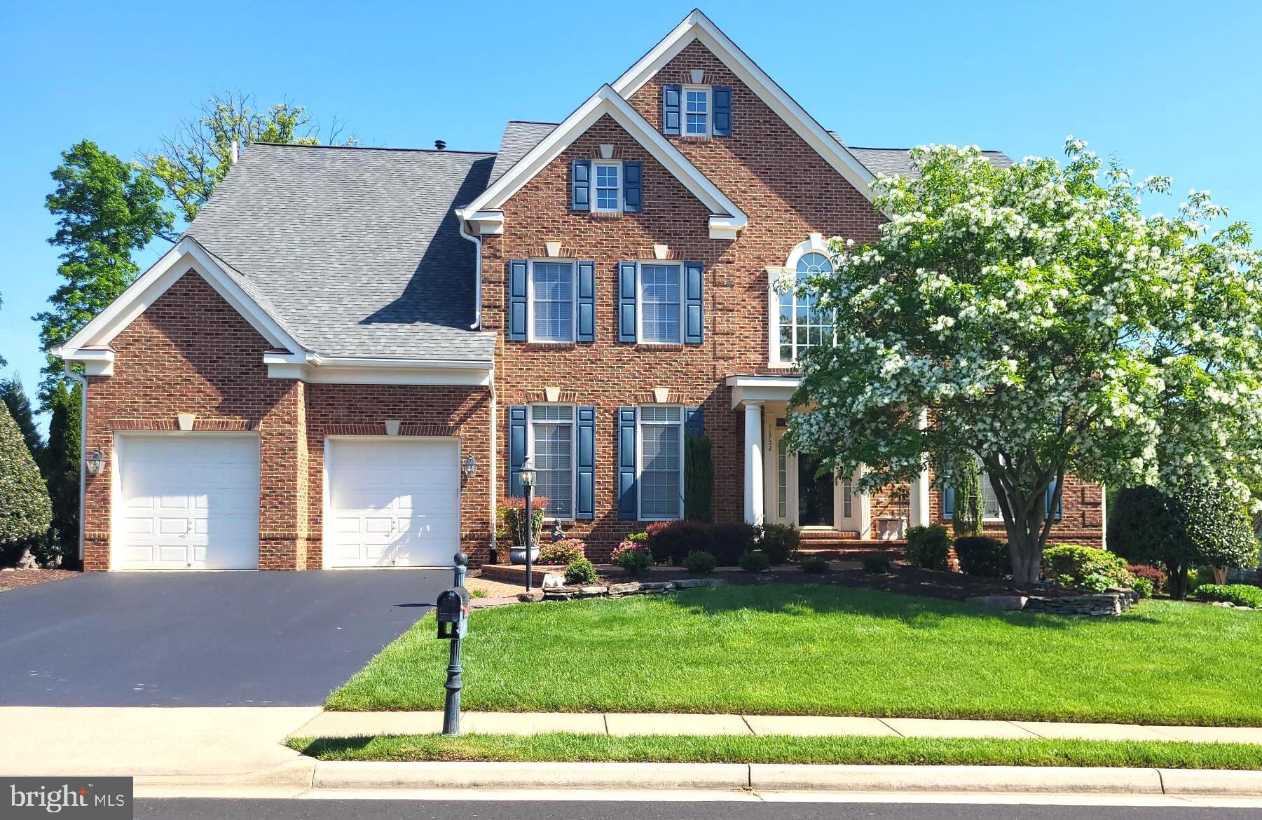 ESTATES AT LEEWOOD - Residential