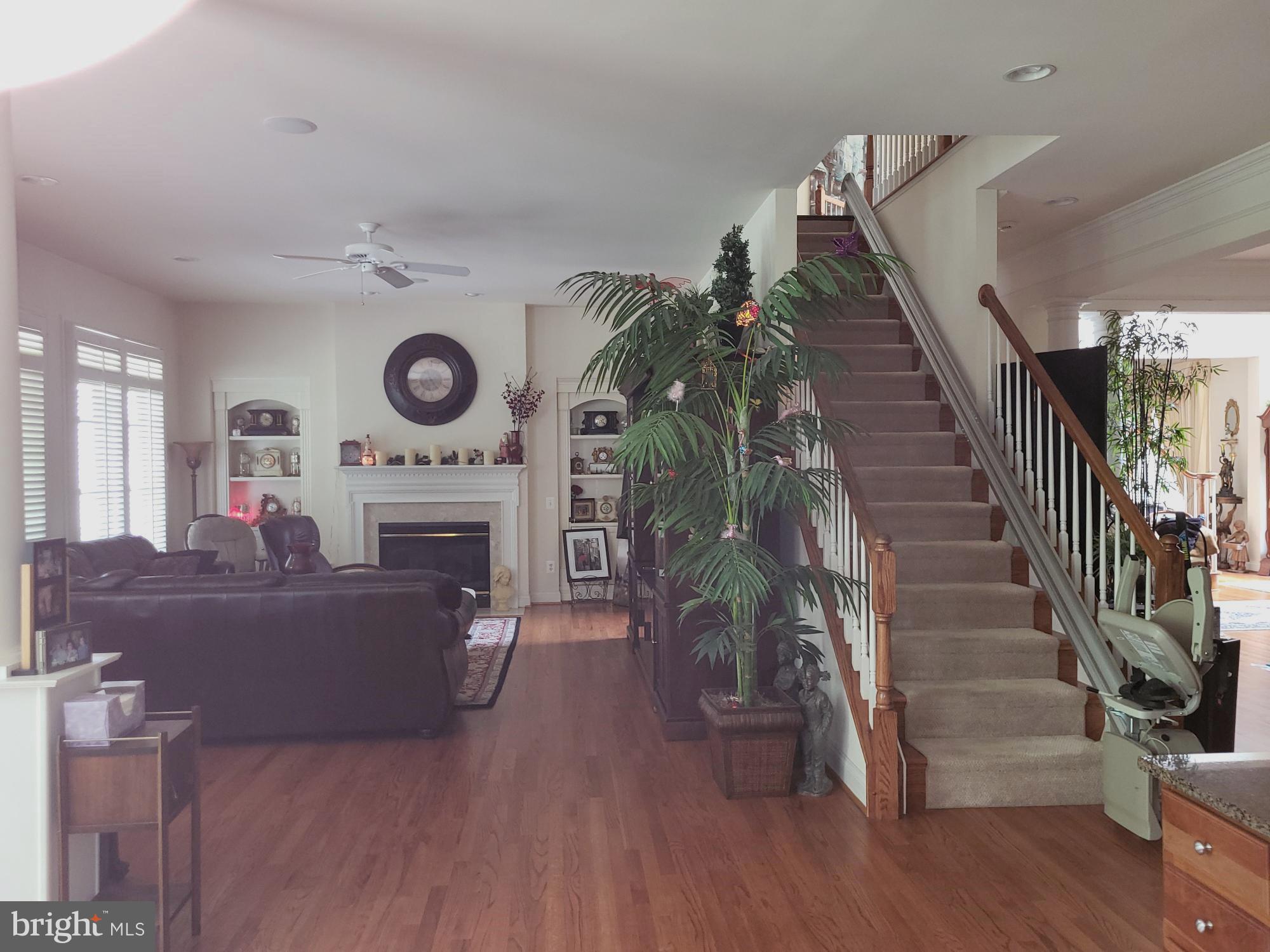 ESTATES AT LEEWOOD - Residential