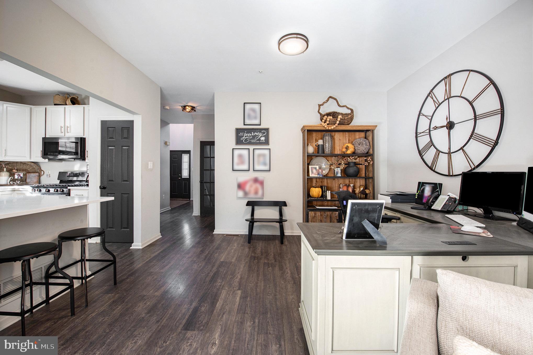 HERITAGE VILLAGE - Residential