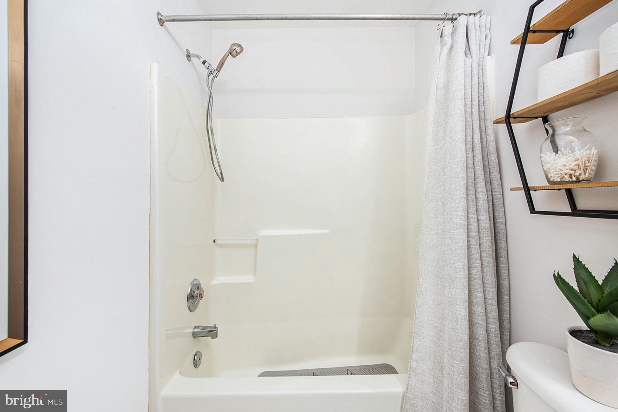 HERITAGE VILLAGE - Residential