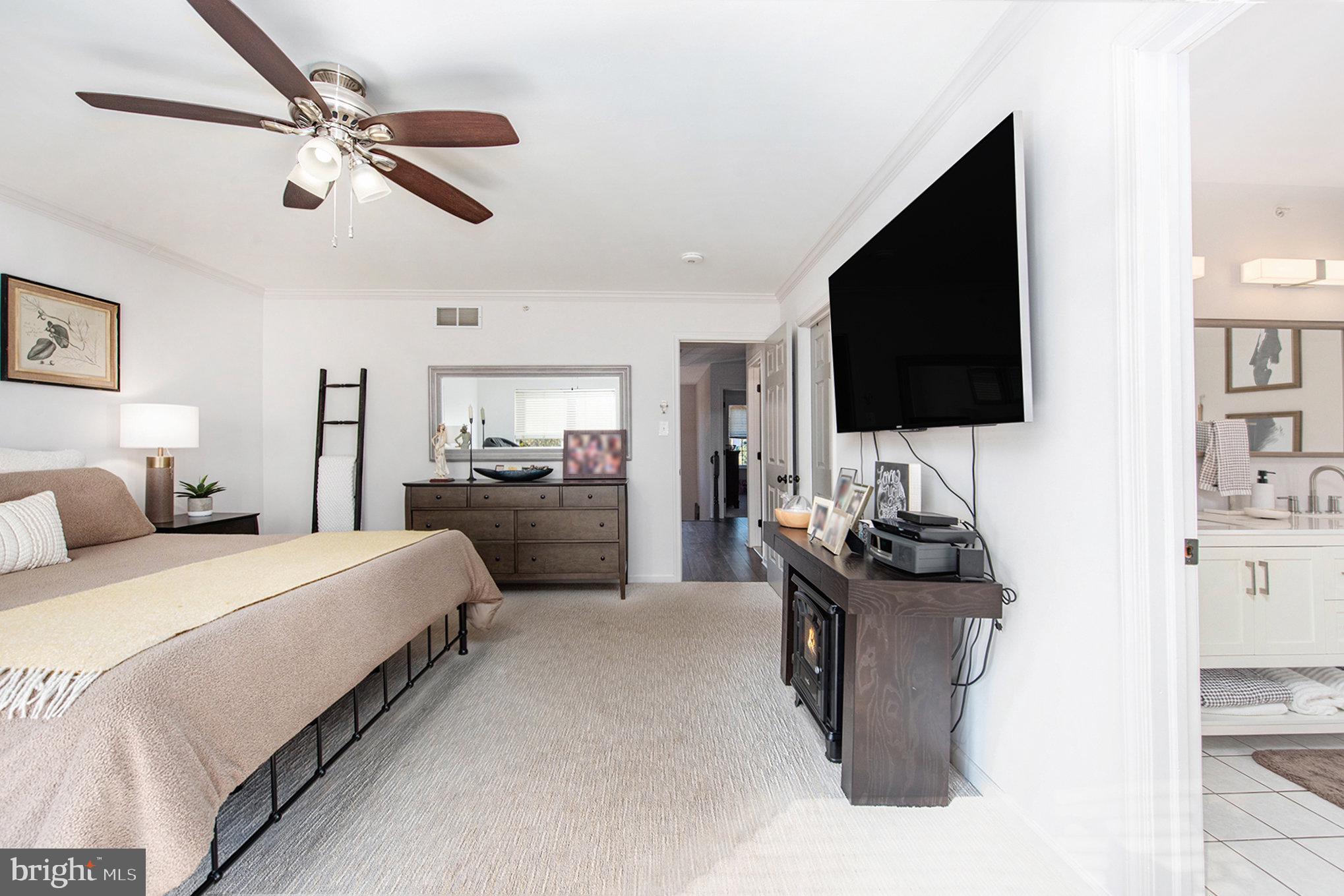 HERITAGE VILLAGE - Residential