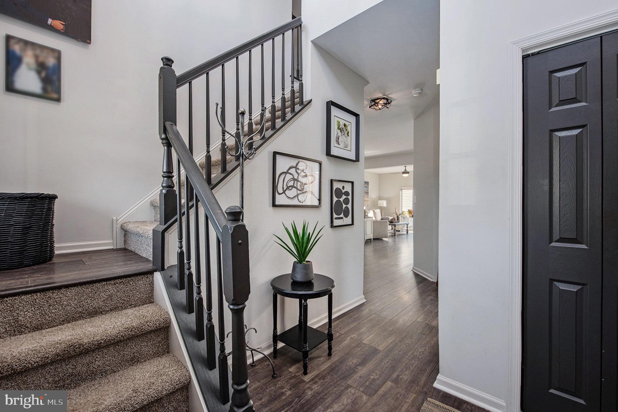 HERITAGE VILLAGE - Residential