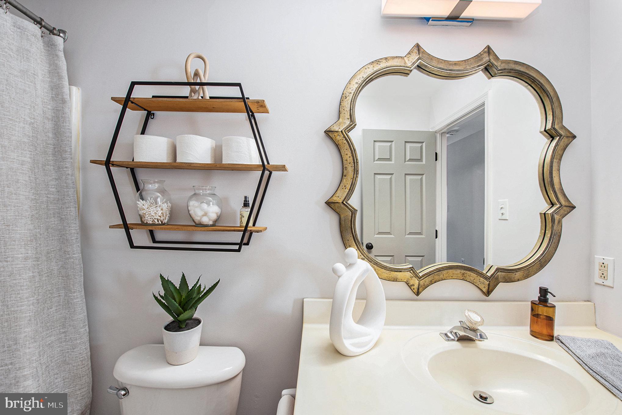 HERITAGE VILLAGE - Residential