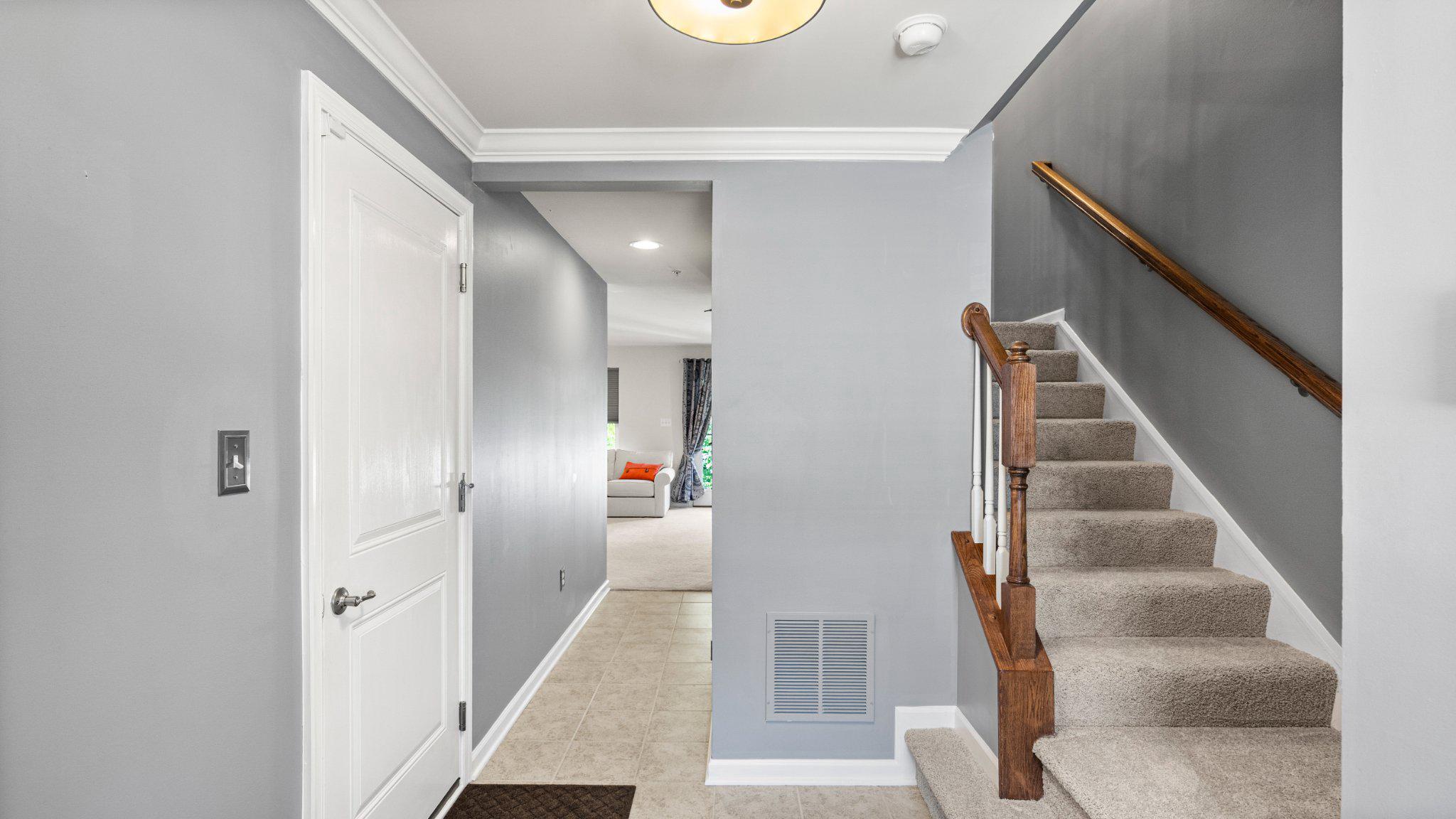 1266 COLONNADE LANE