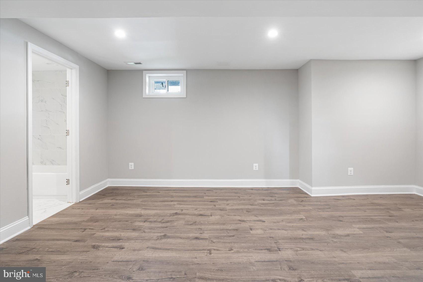 WALTHERSON - Residential