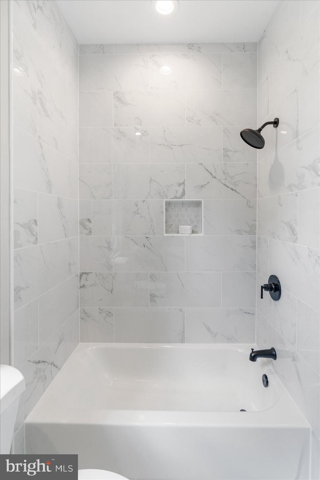 WALTHERSON - Residential