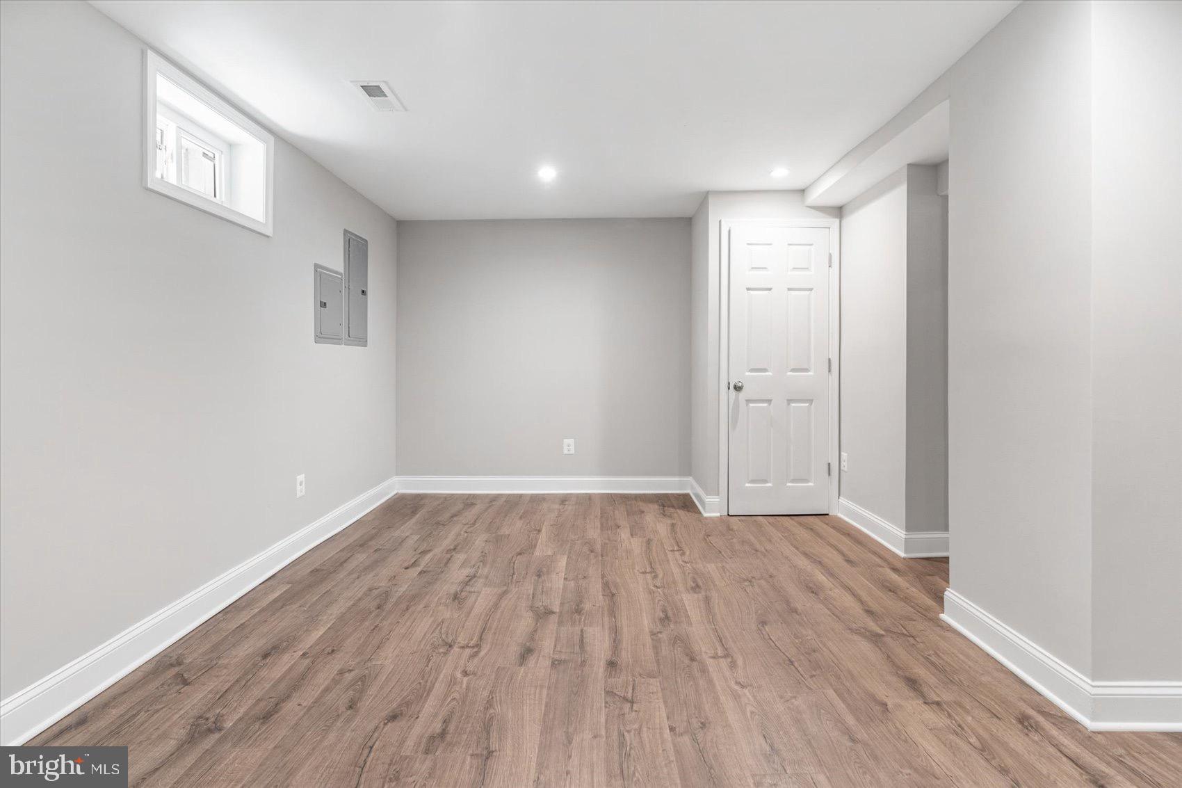 WALTHERSON - Residential