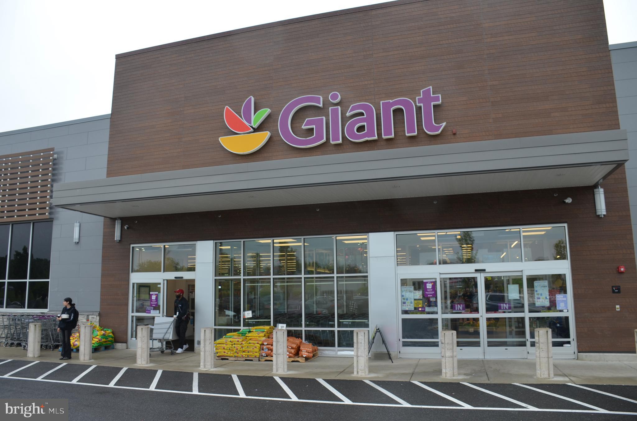 DEVON HILLS - Residential Lease