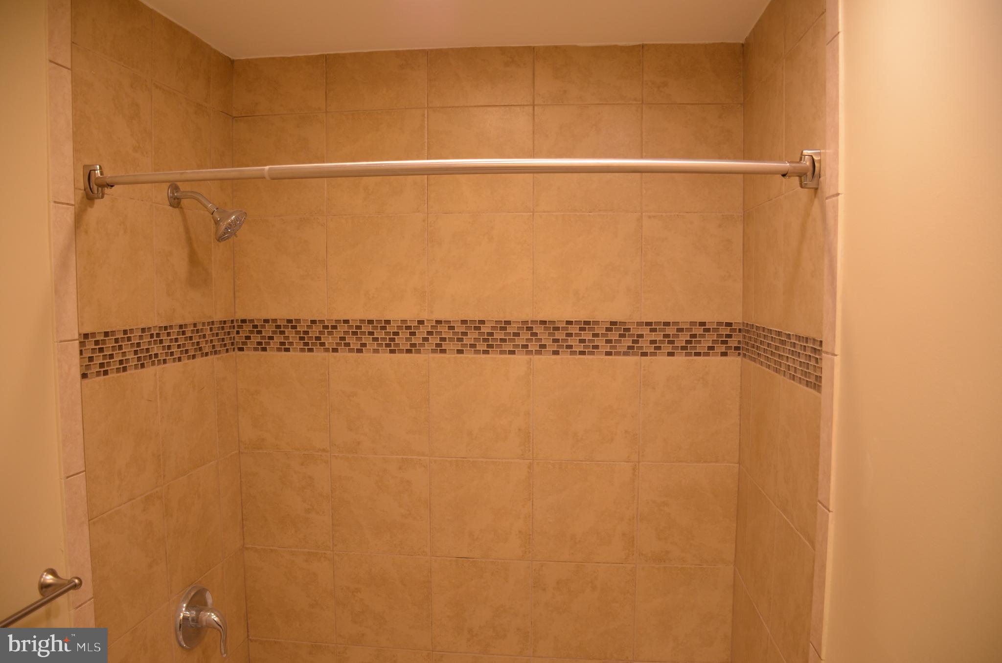 DEVON HILLS - Residential Lease