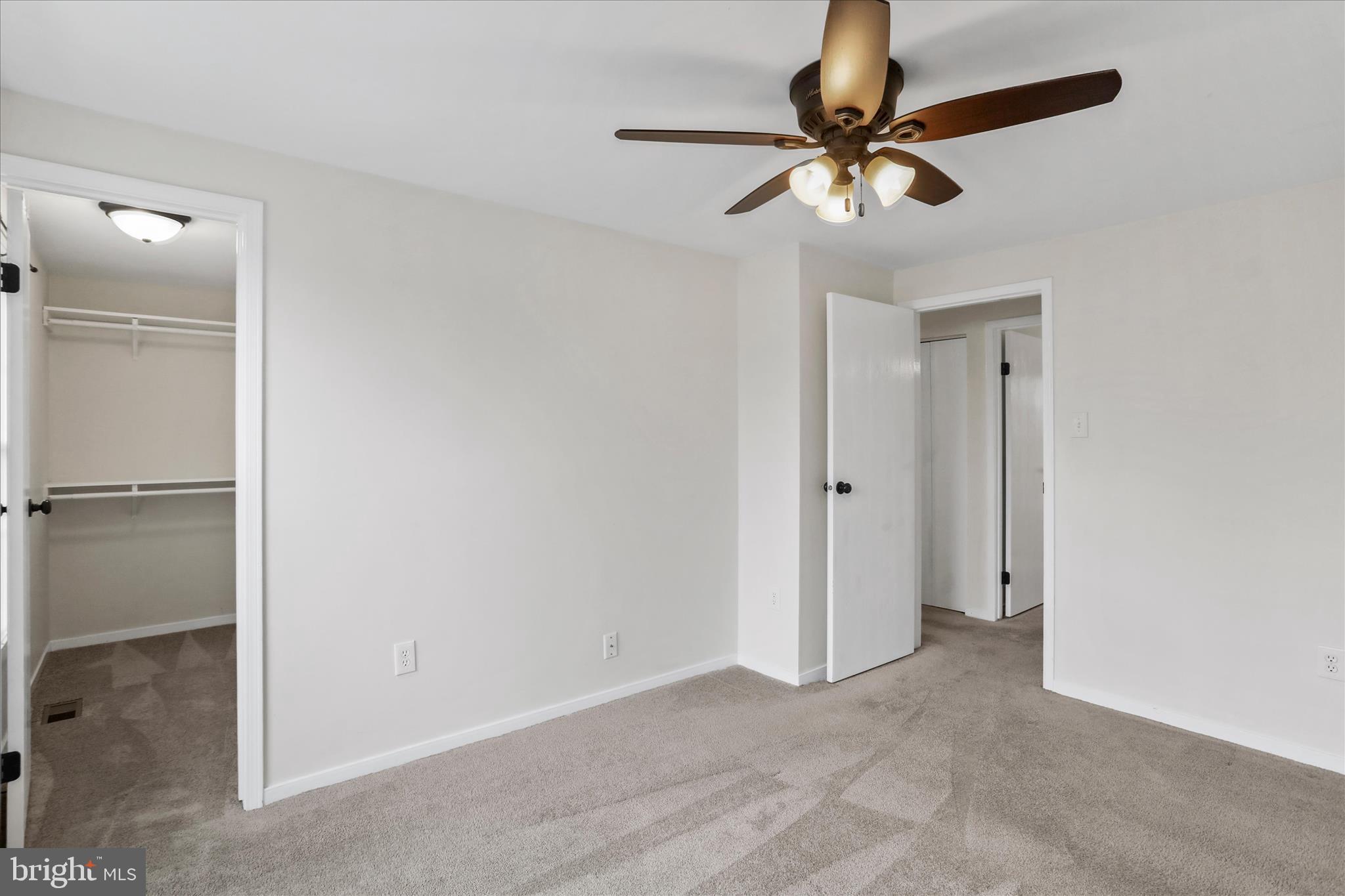 ROLLING MEADOWS - Residential