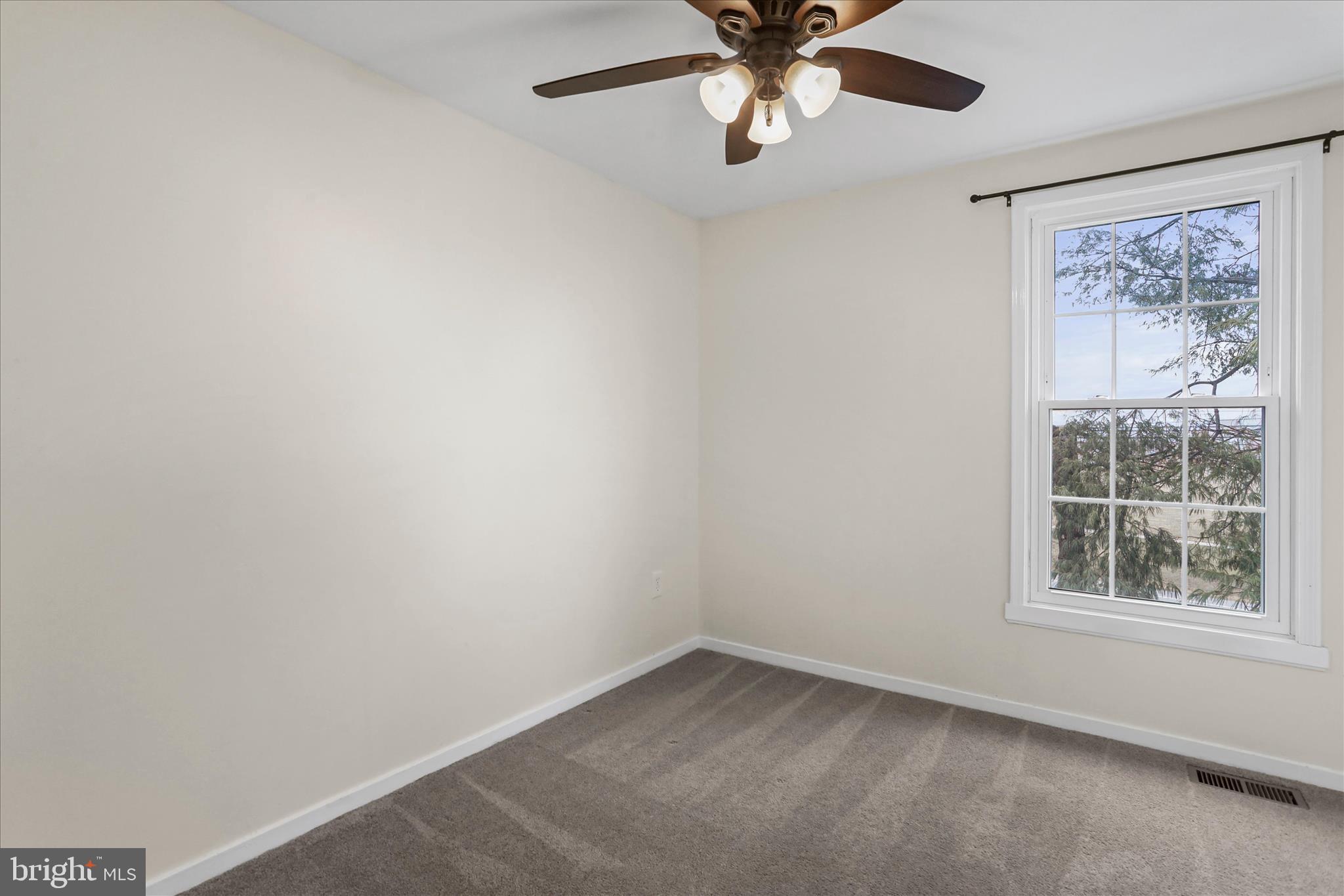 ROLLING MEADOWS - Residential