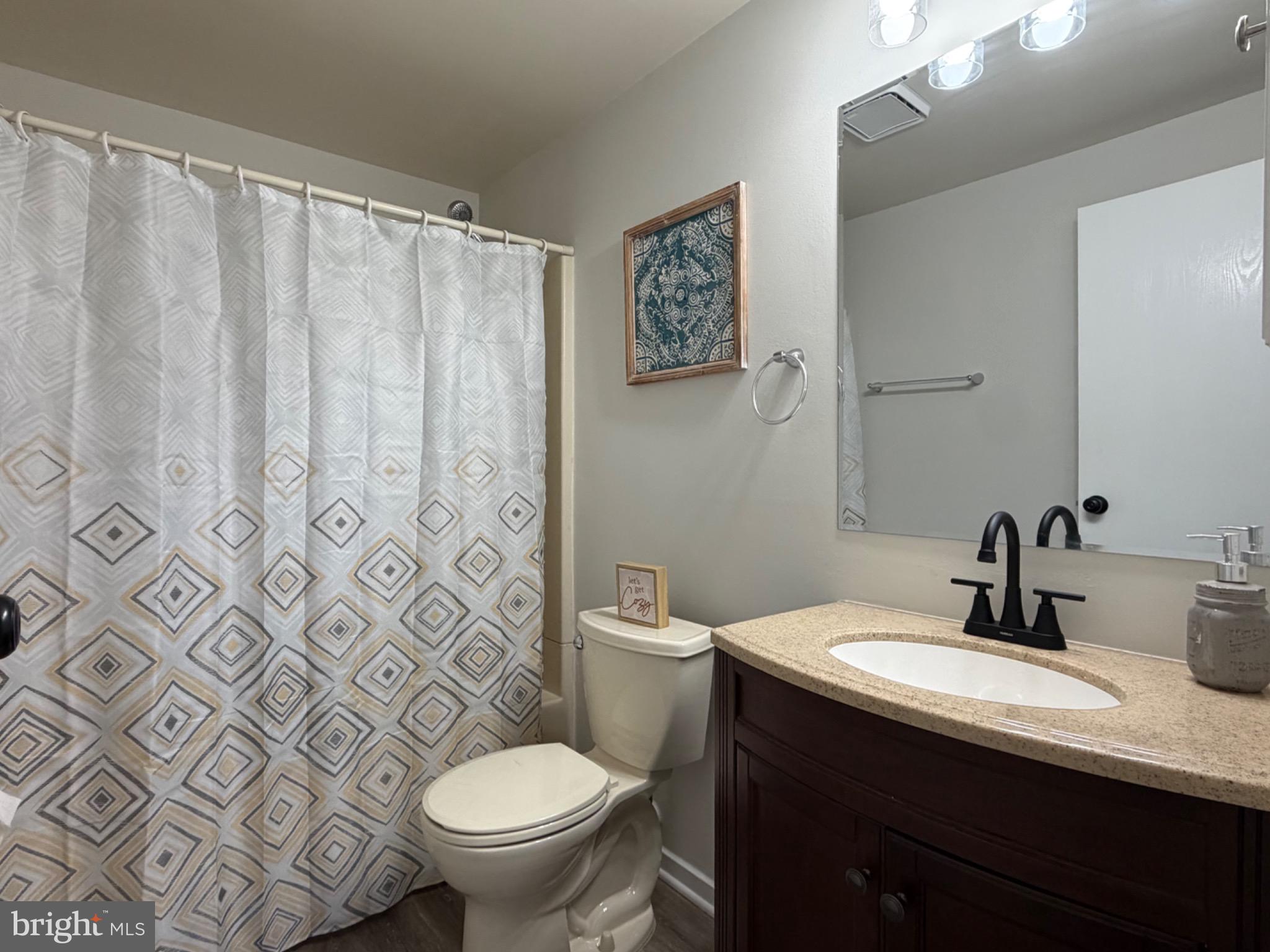 ROLLING MEADOWS - Residential