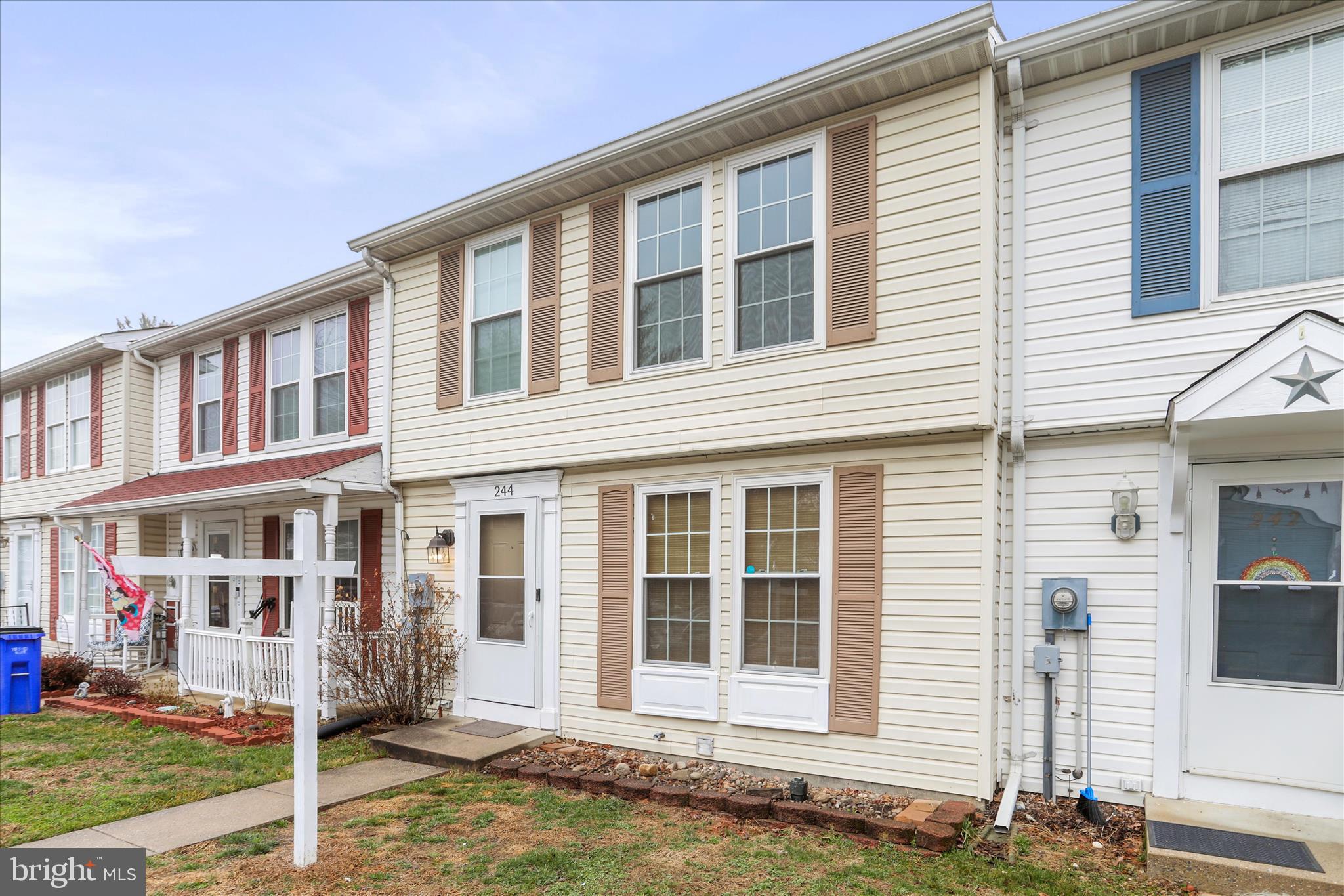 ROLLING MEADOWS - Residential