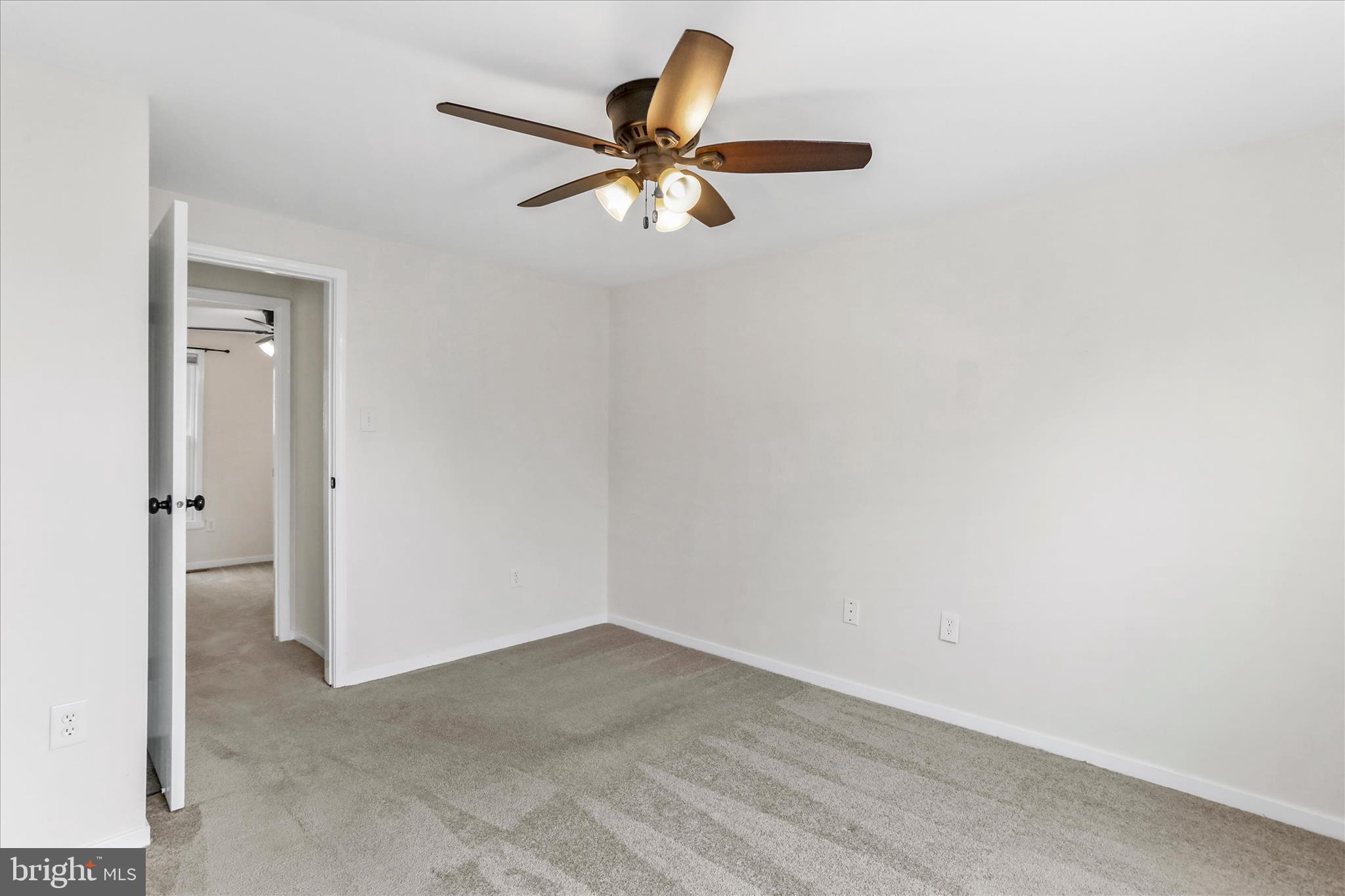 ROLLING MEADOWS - Residential