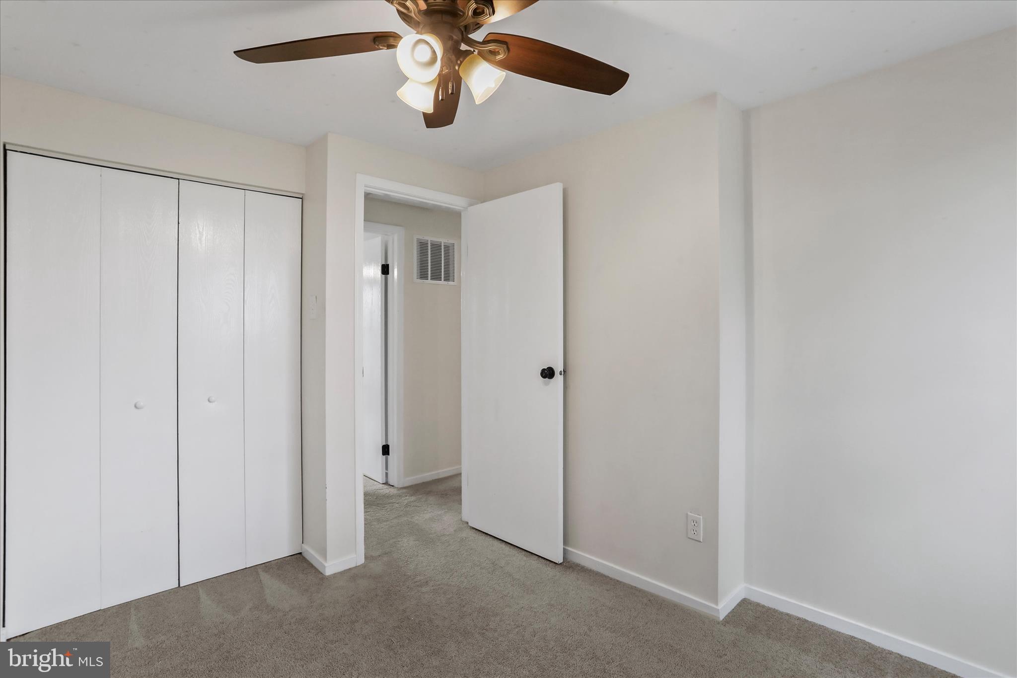 ROLLING MEADOWS - Residential