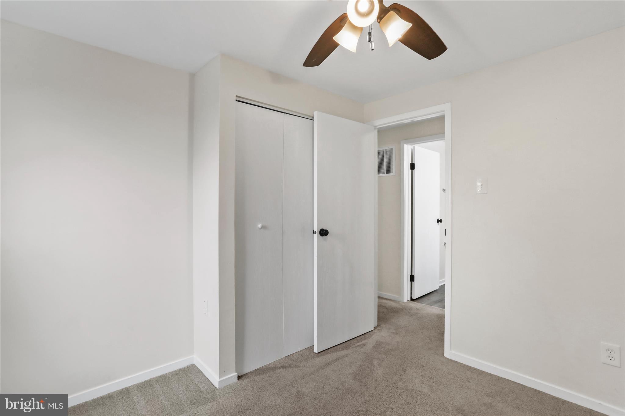 ROLLING MEADOWS - Residential