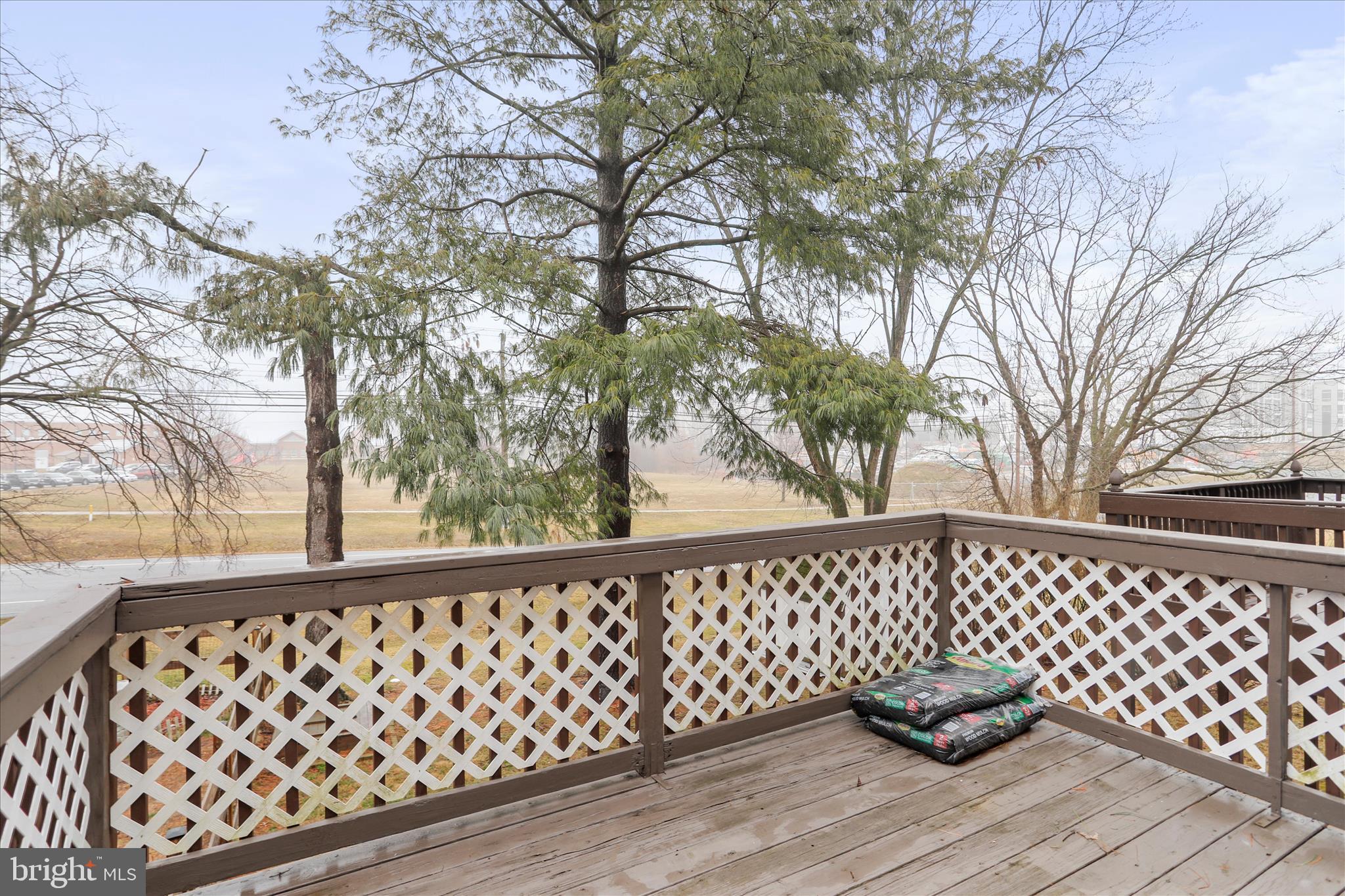 ROLLING MEADOWS - Residential