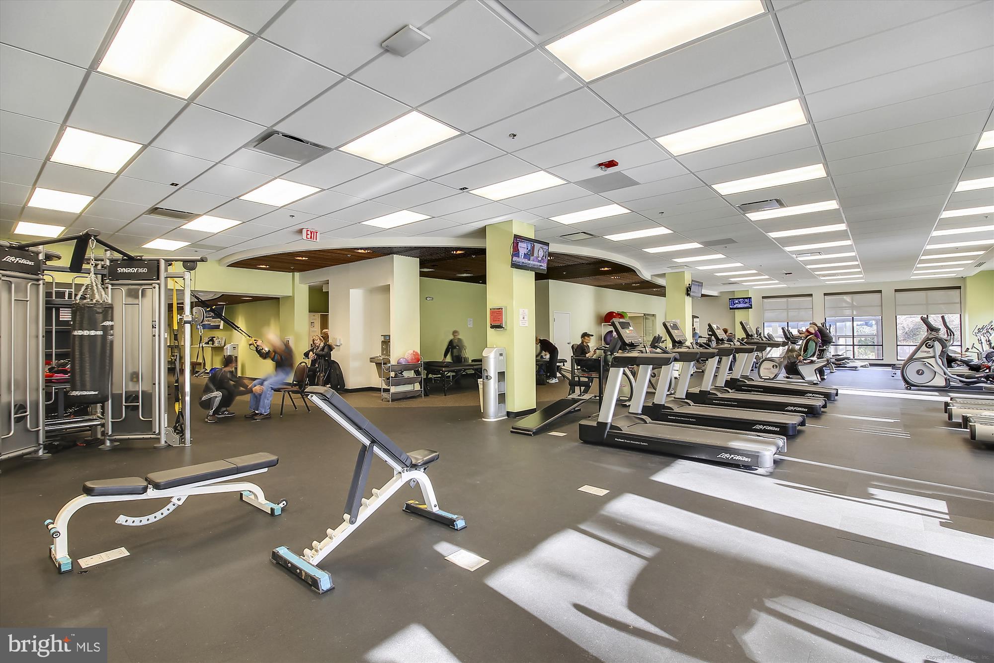 LEISURE WORLD - Residential