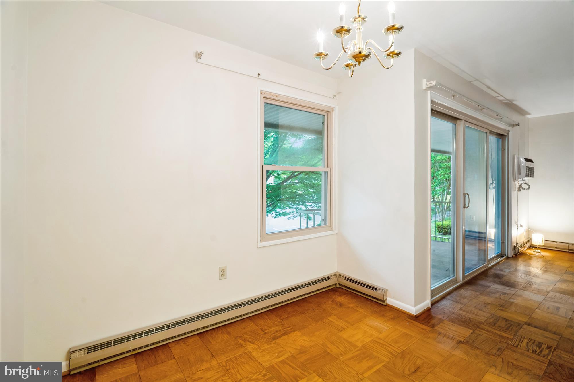 LEISURE WORLD - Residential