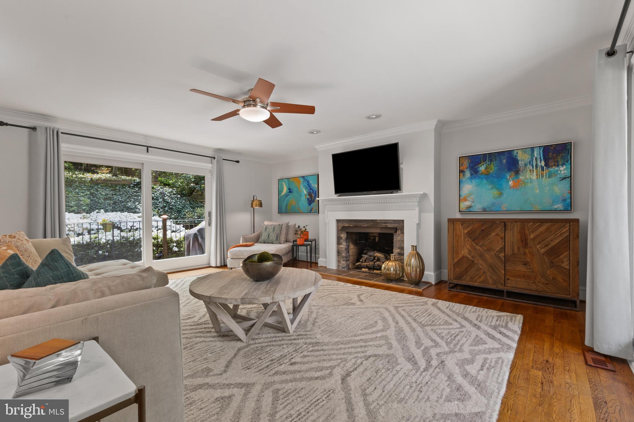 1605 MASON HILL DRIVE