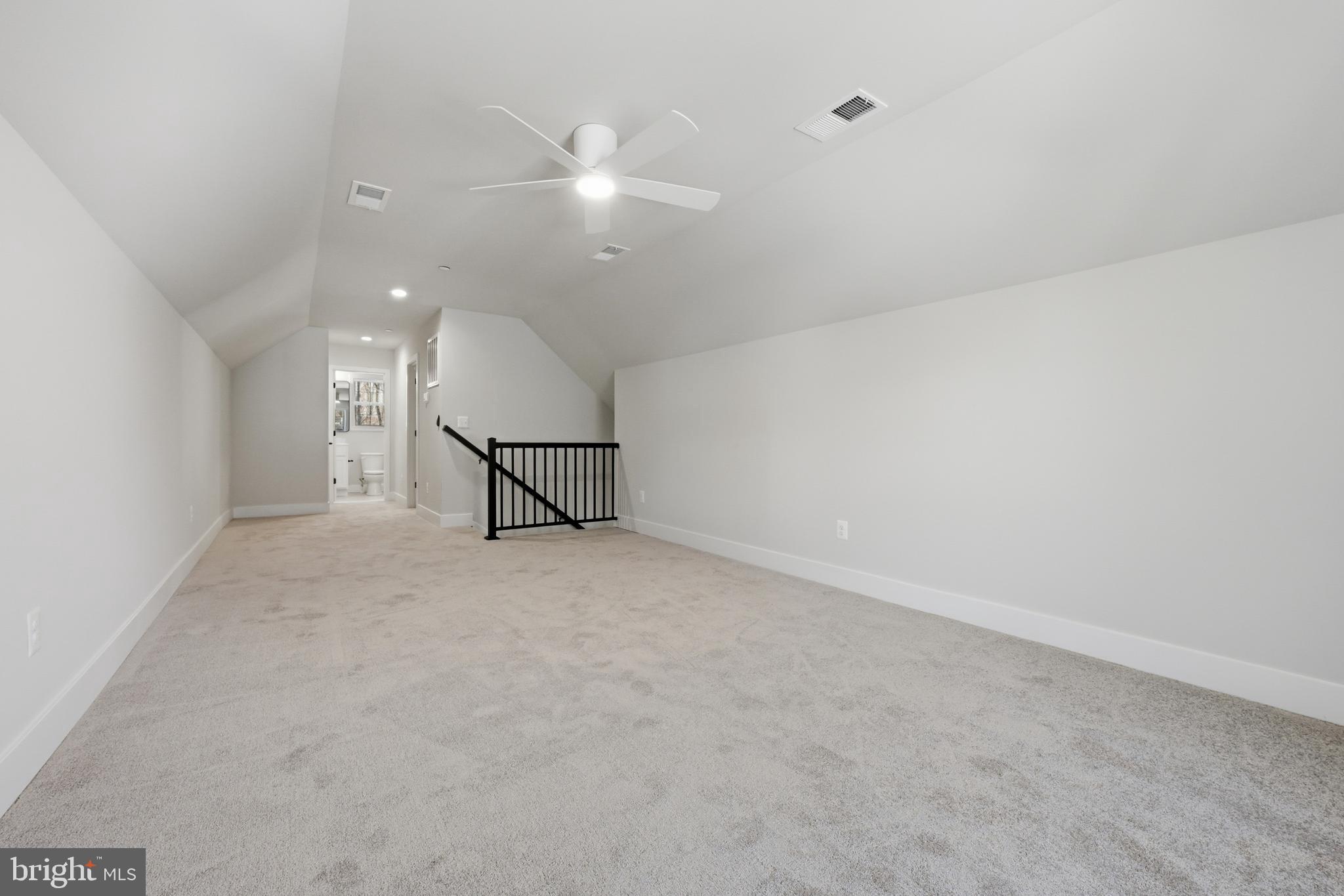 SELBY ON THE BAY - Residential