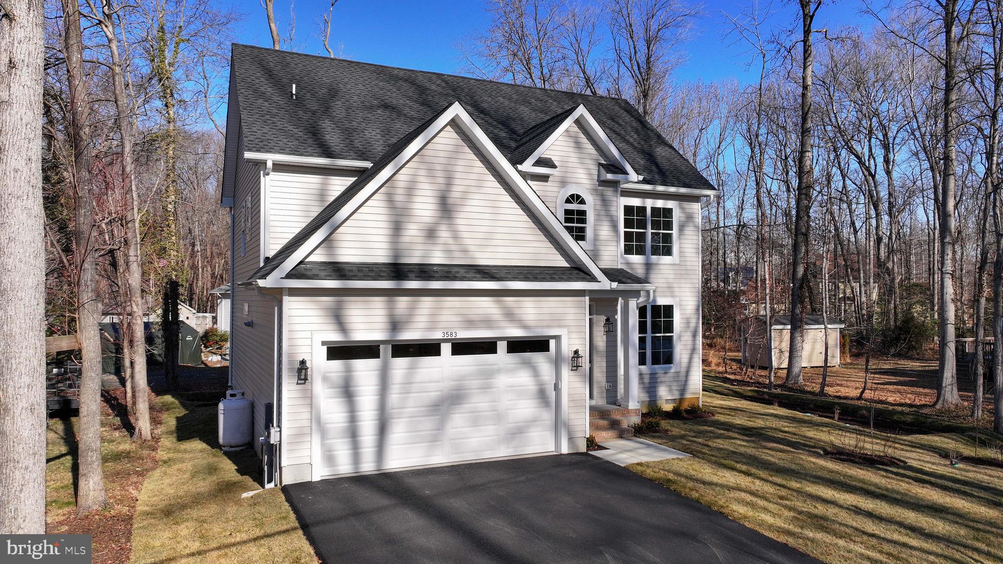 SELBY ON THE BAY - Residential