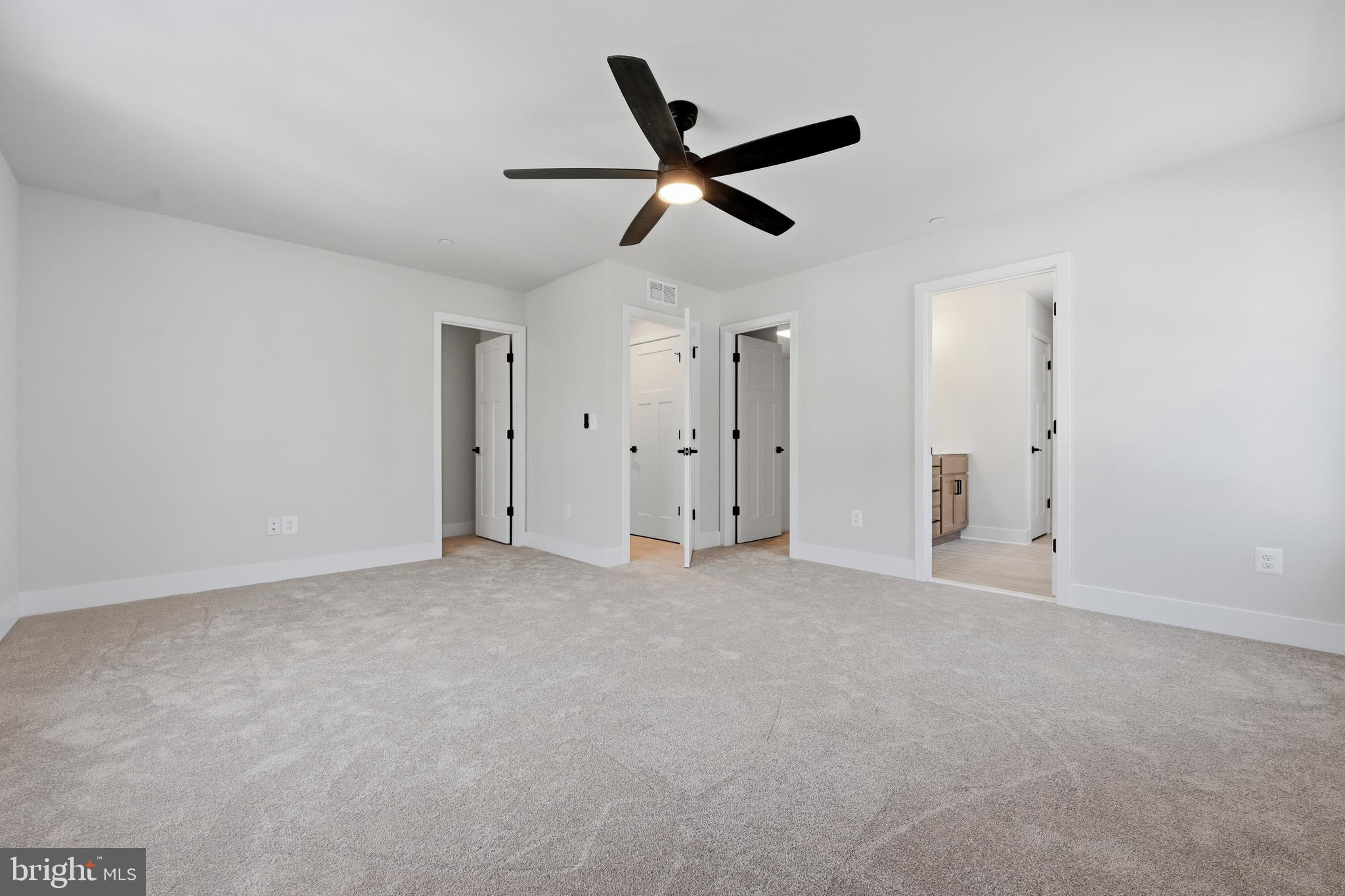 SELBY ON THE BAY - Residential