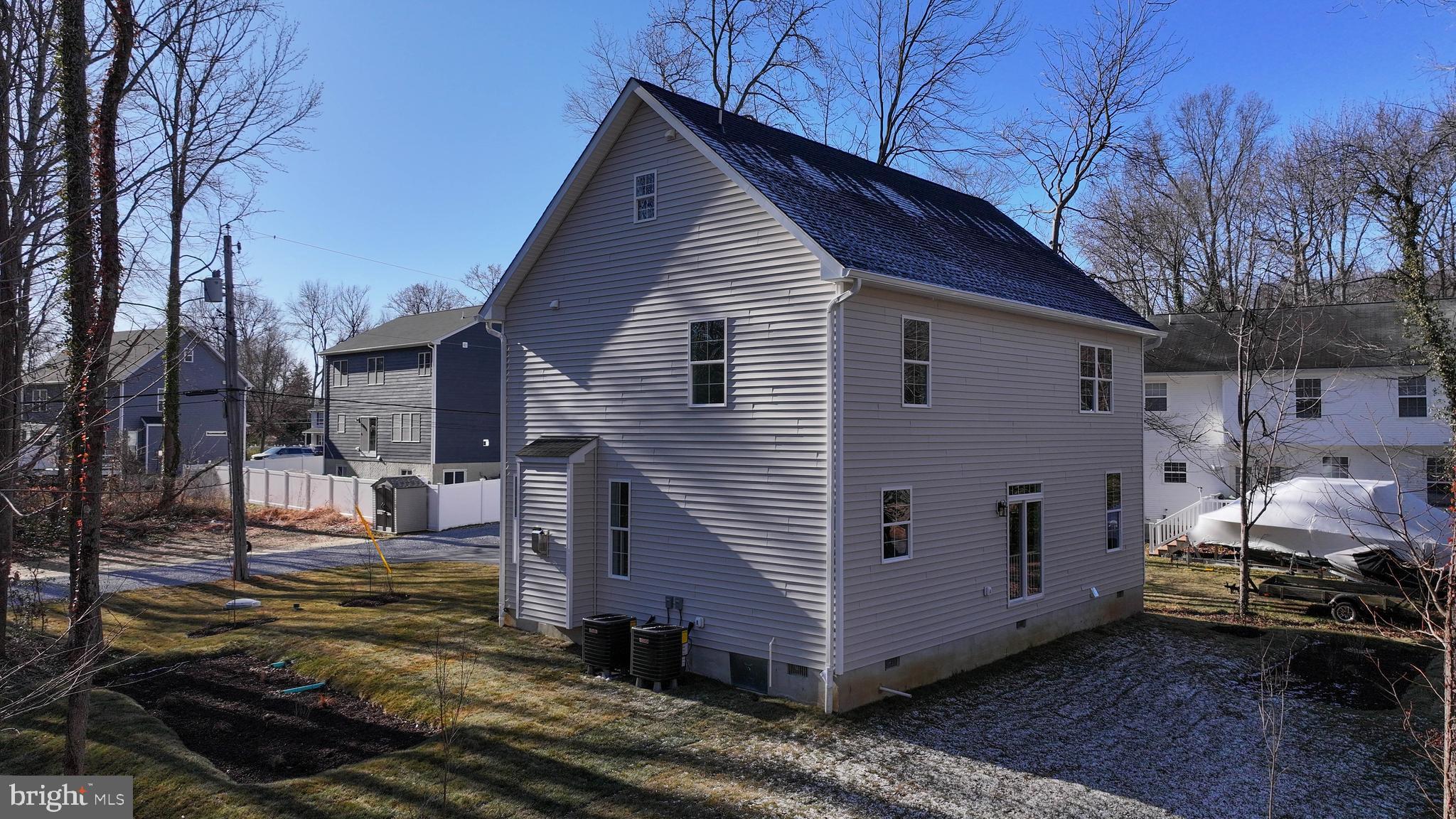 SELBY ON THE BAY - Residential