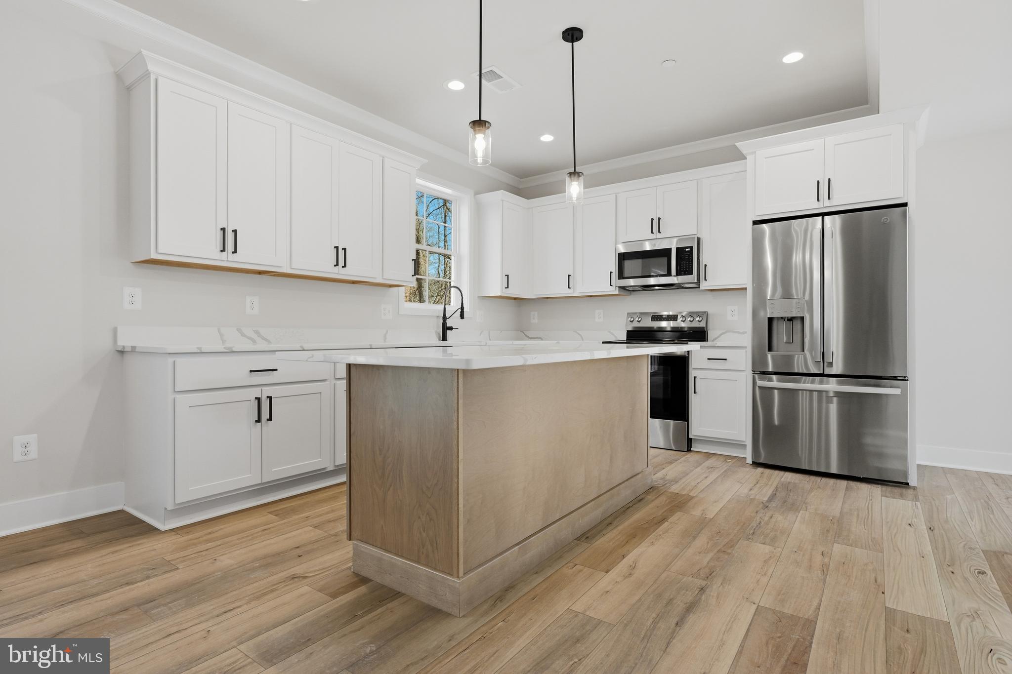 SELBY ON THE BAY - Residential