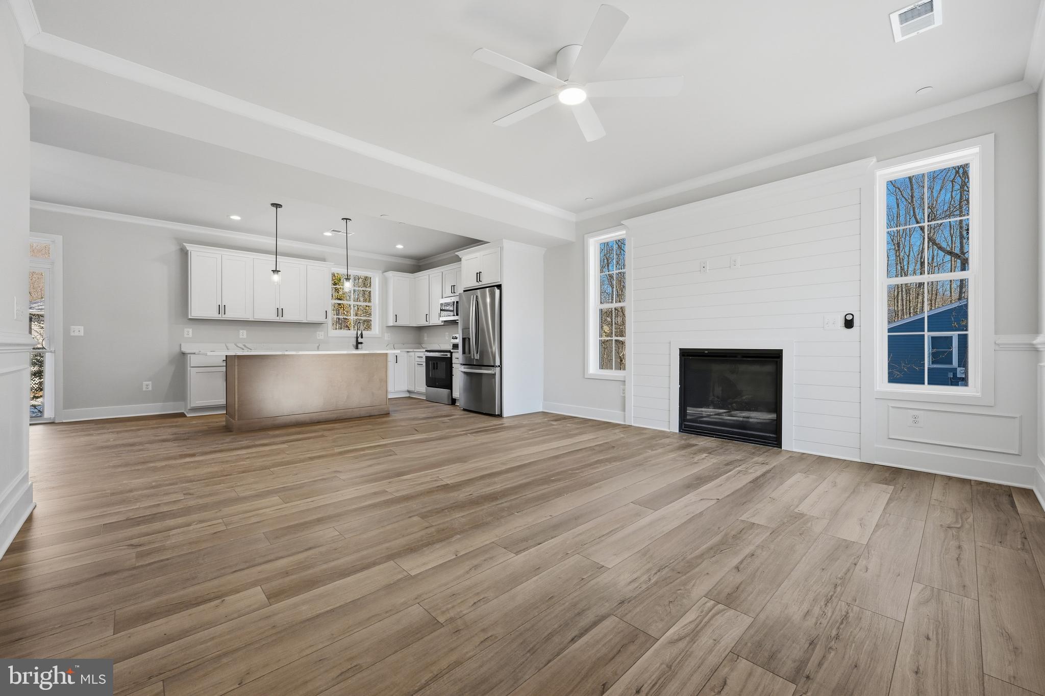 SELBY ON THE BAY - Residential