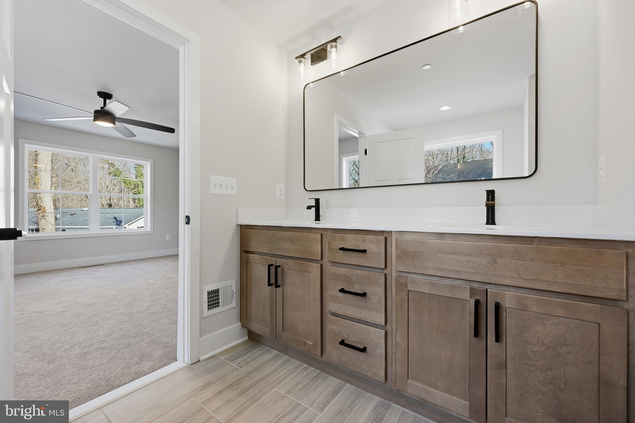 SELBY ON THE BAY - Residential