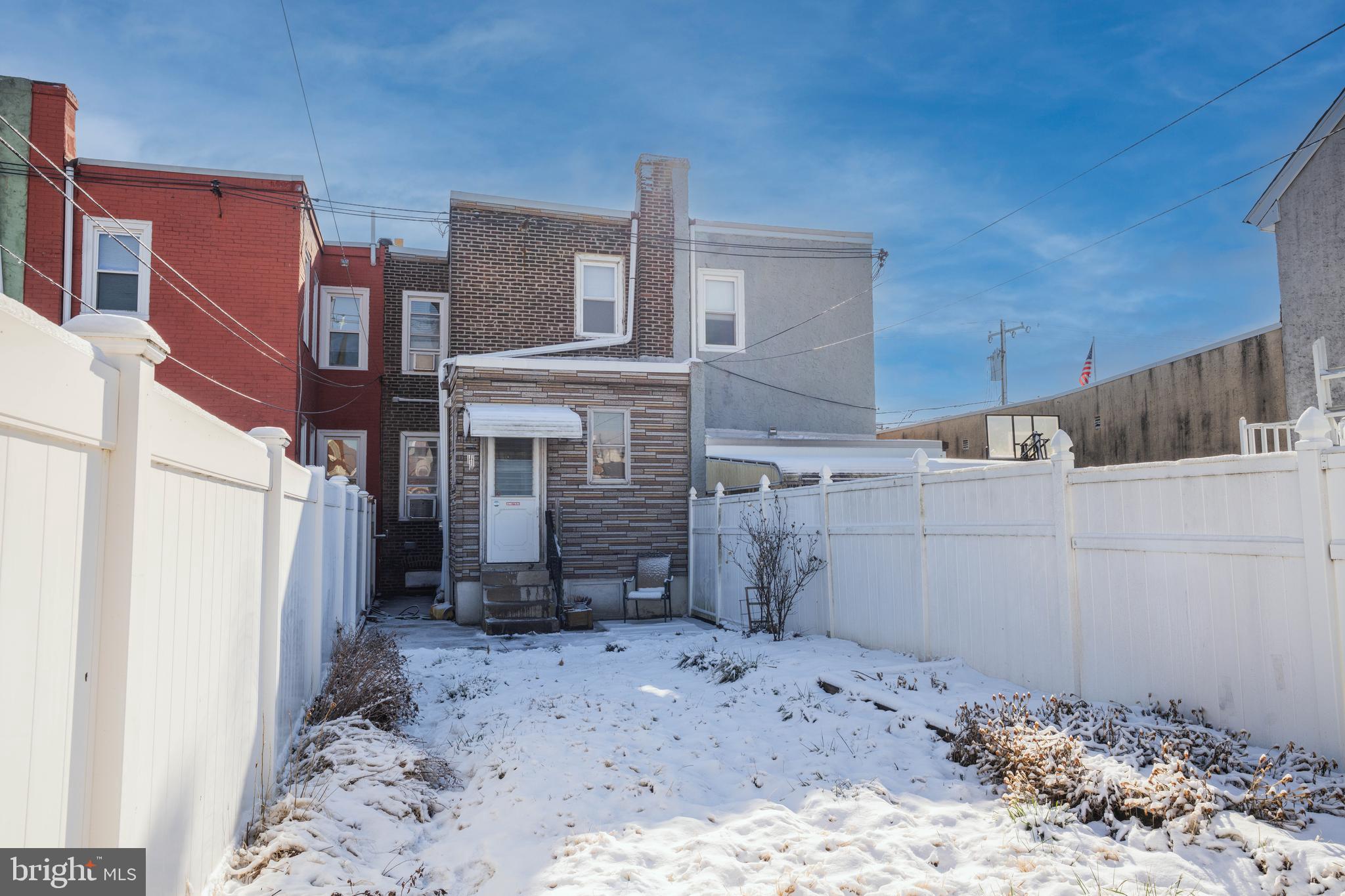 BRIDESBURG - Residential