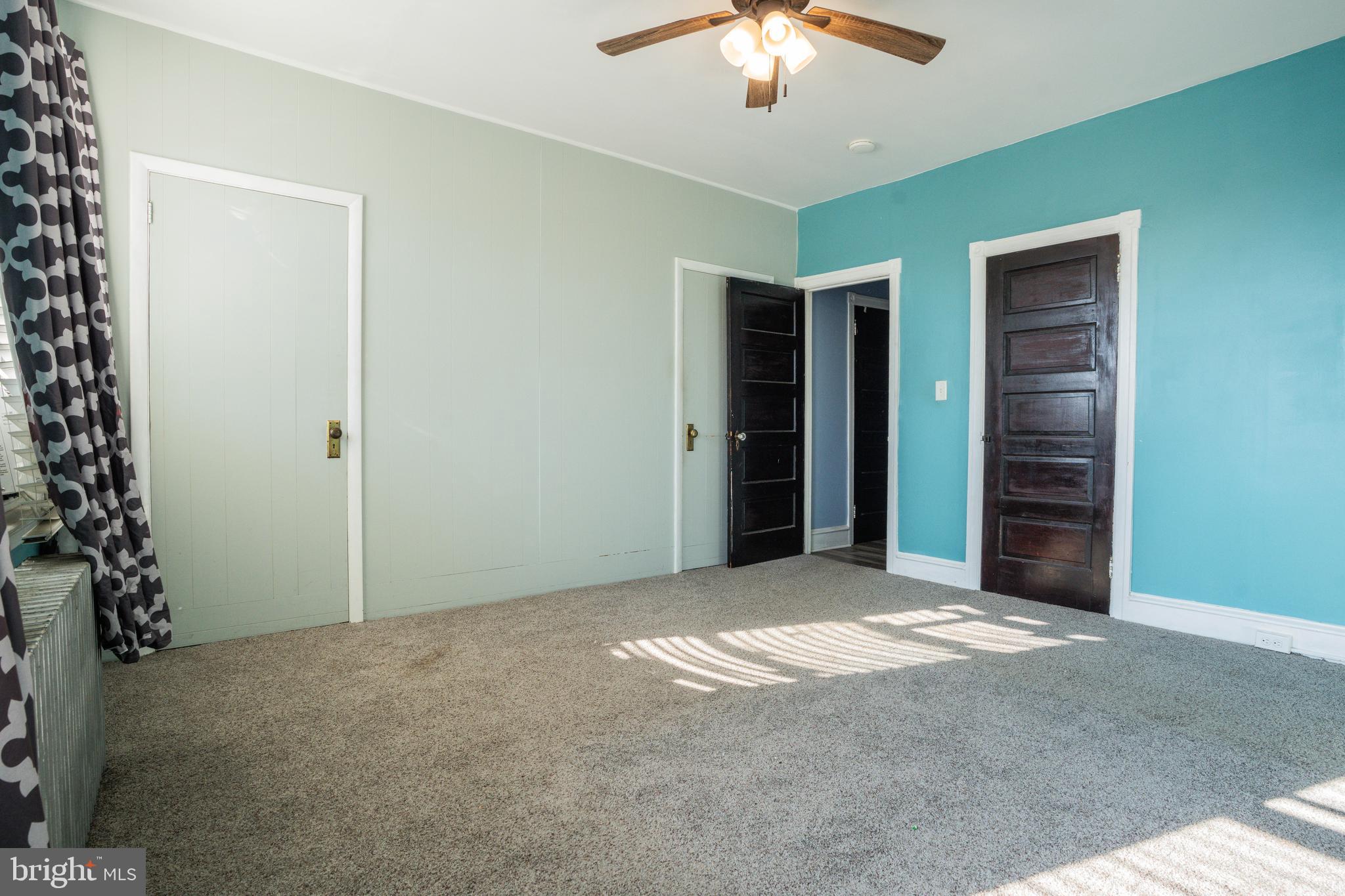 BRIDESBURG - Residential