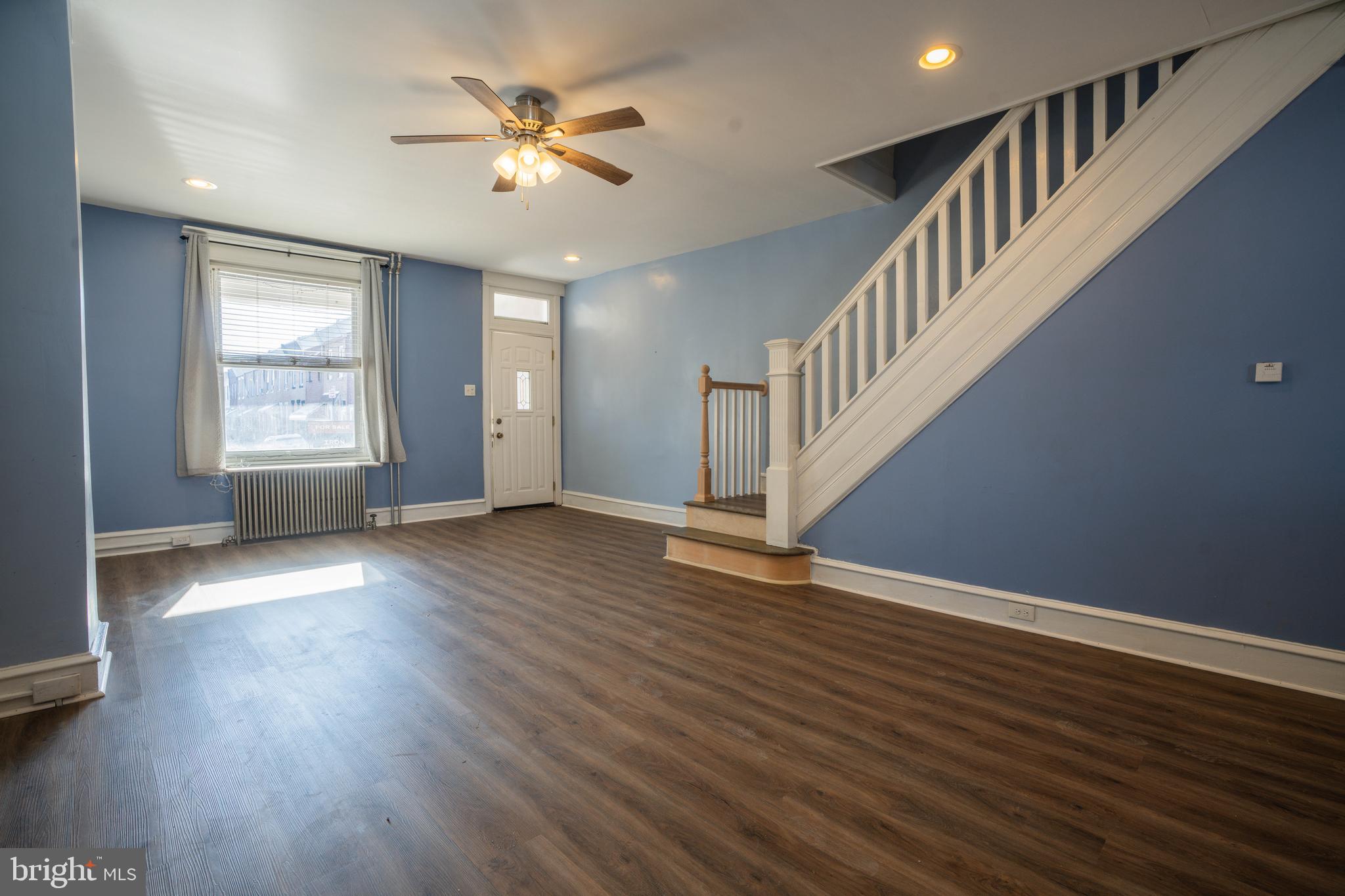 BRIDESBURG - Residential