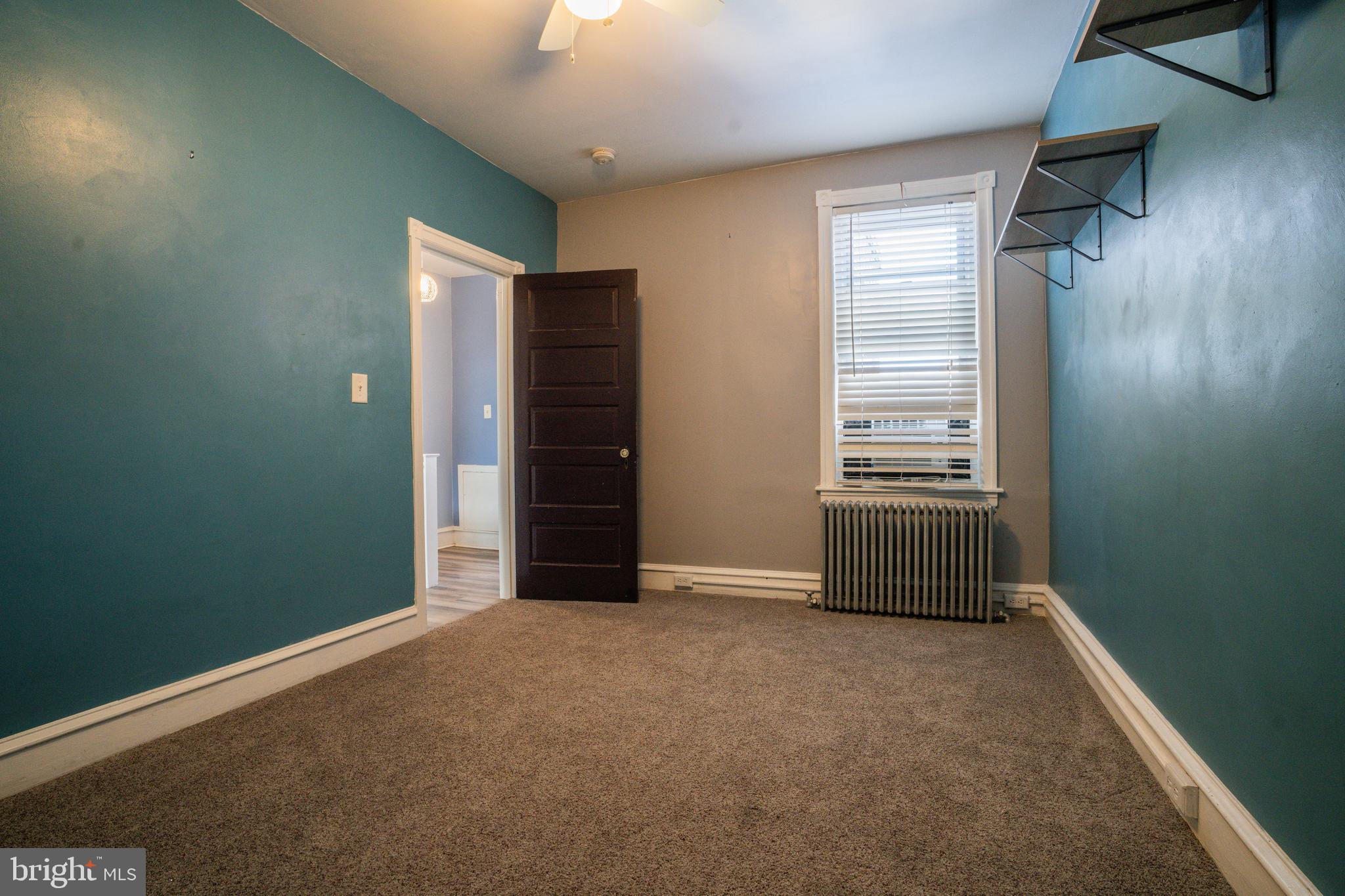 BRIDESBURG - Residential