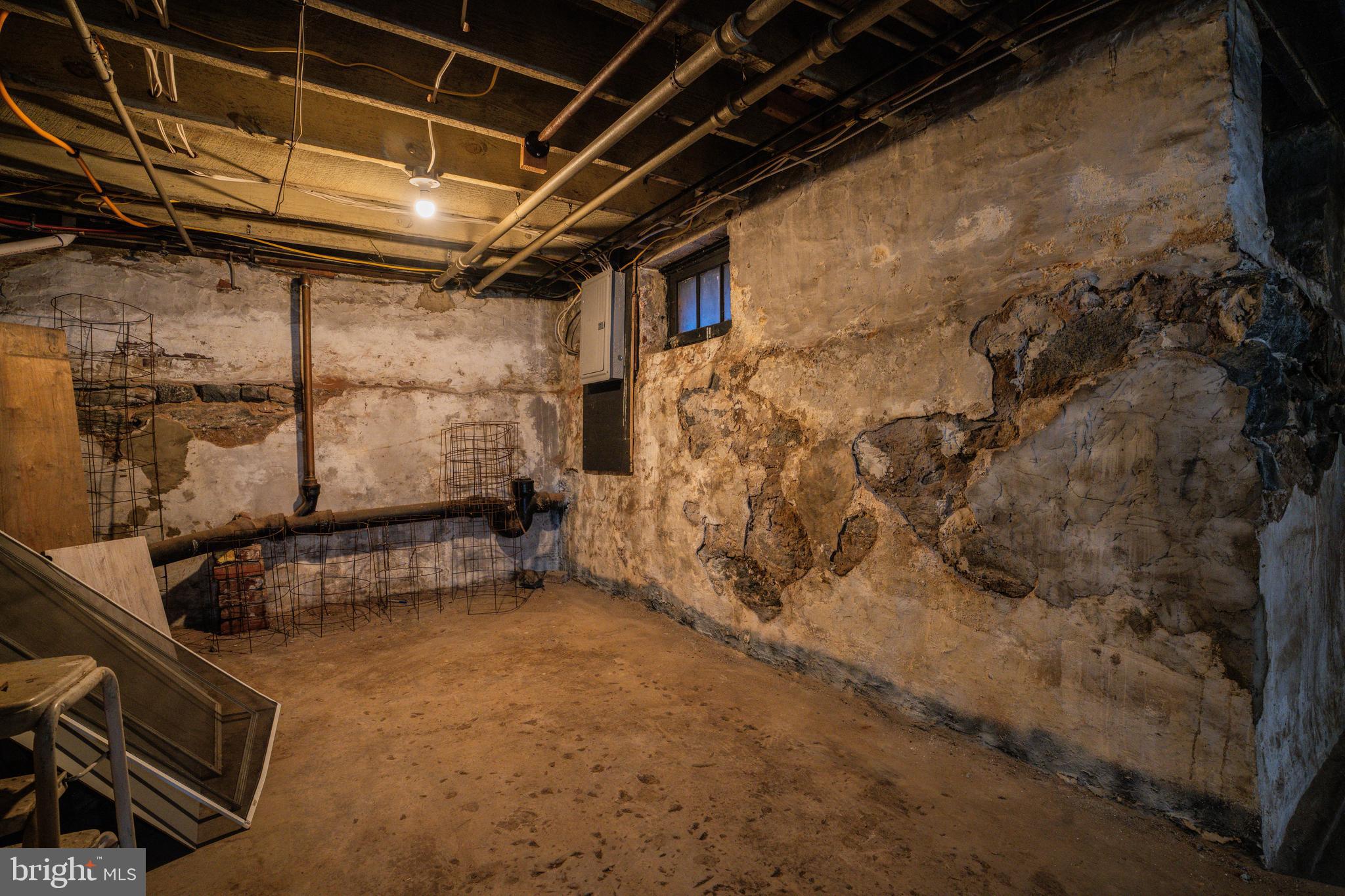 BRIDESBURG - Residential